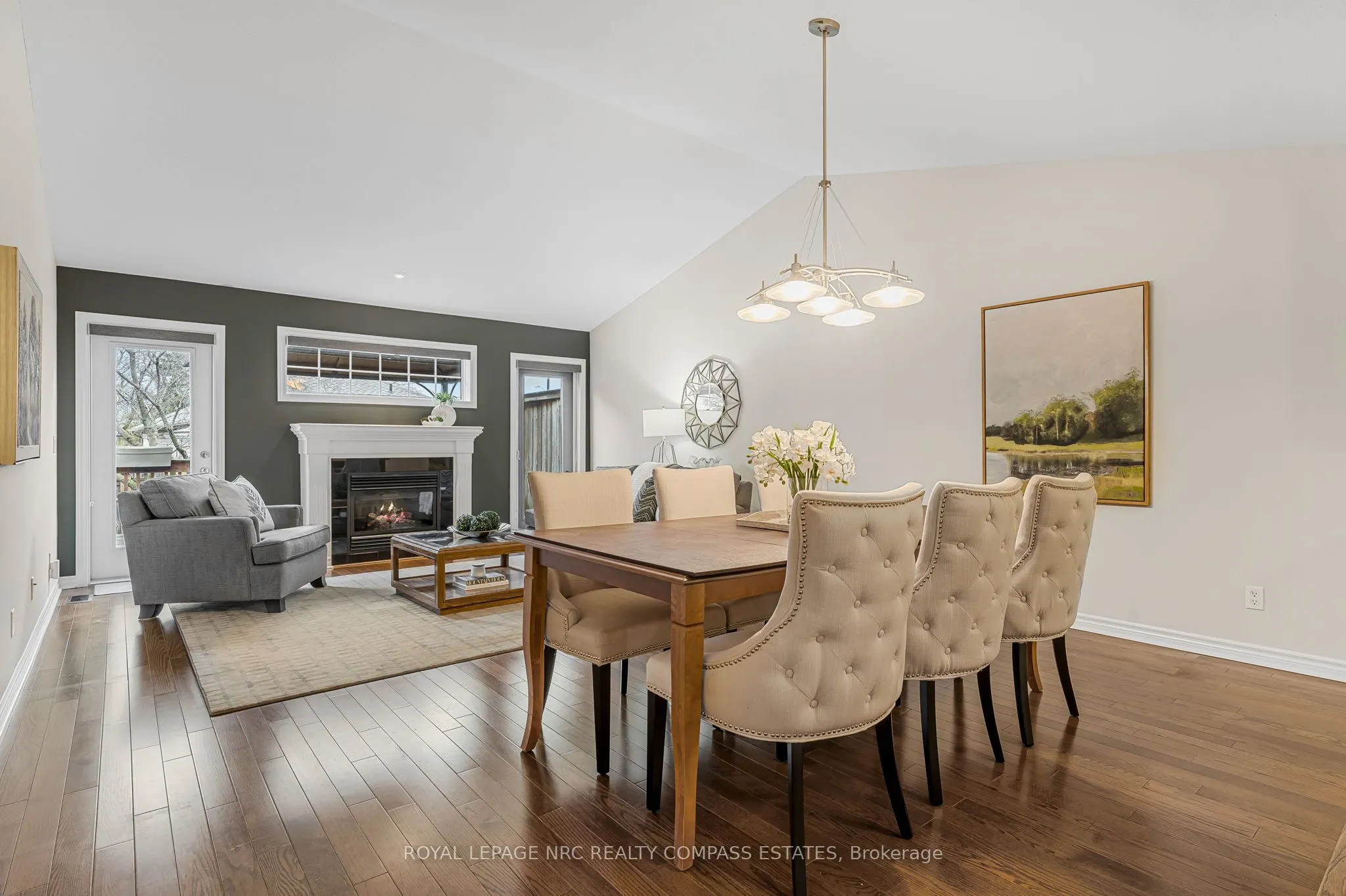 605 Welland Avenue, #48