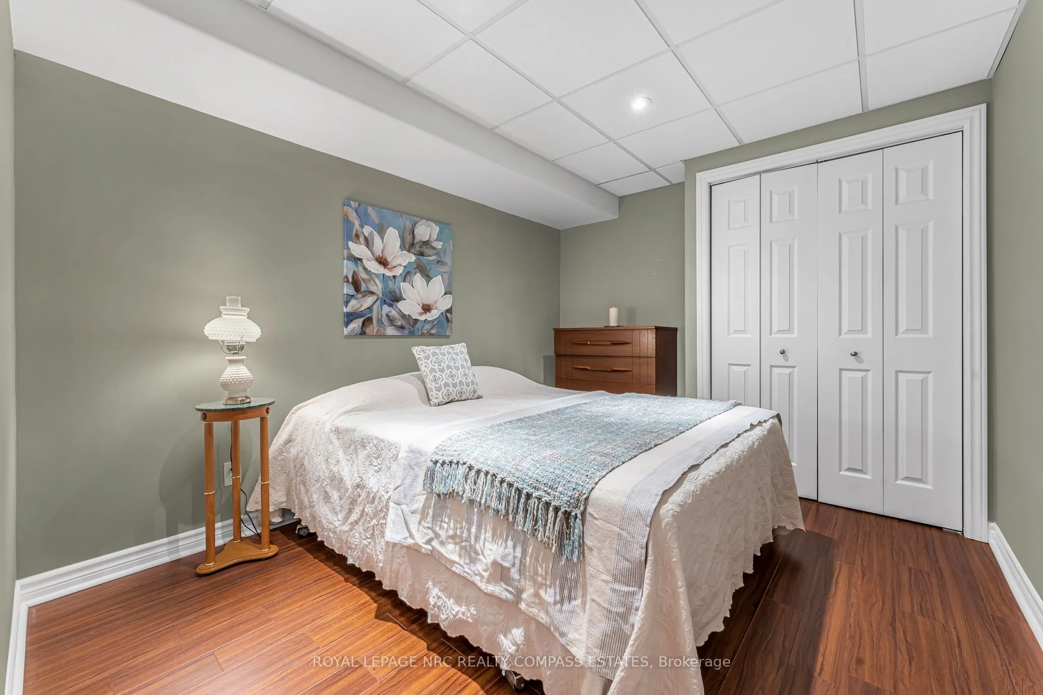 605 Welland Avenue, #48