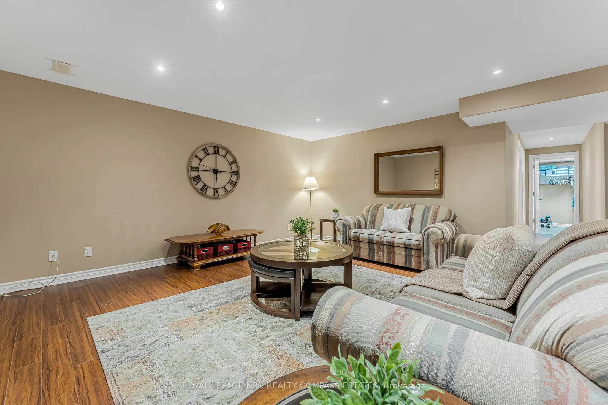 605 Welland Avenue, #48
