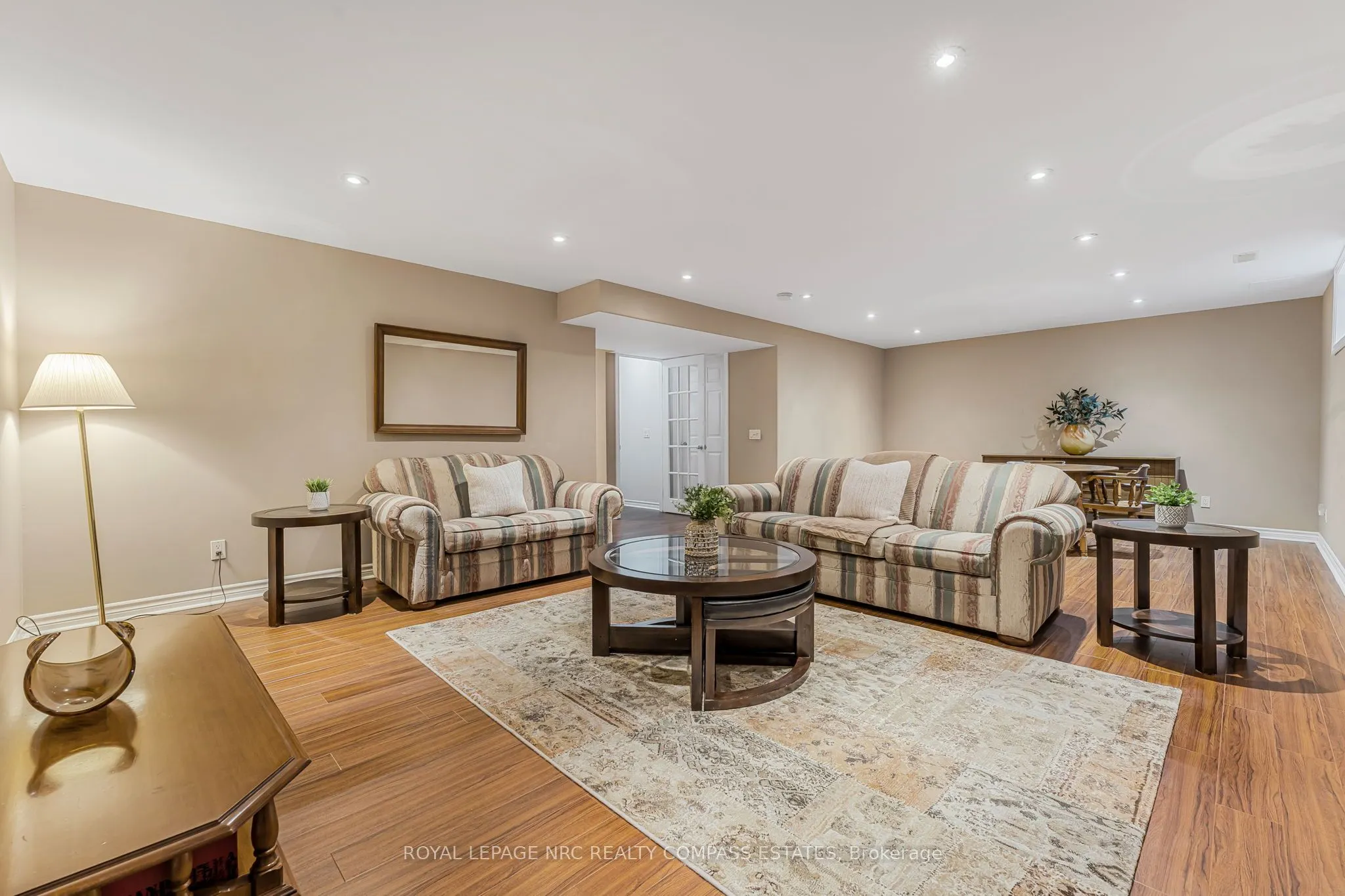 605 Welland Avenue, #48