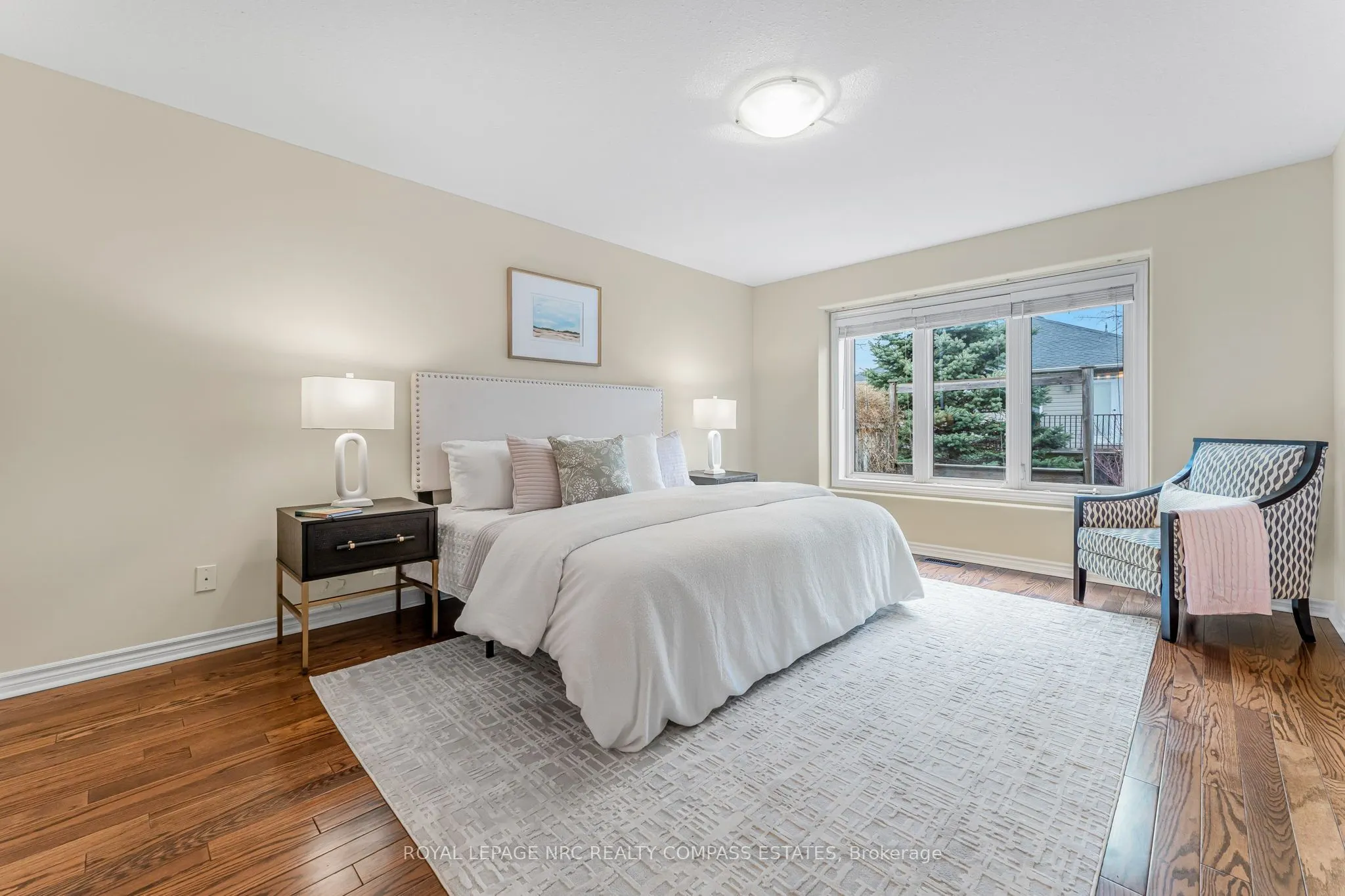 605 Welland Avenue, #48