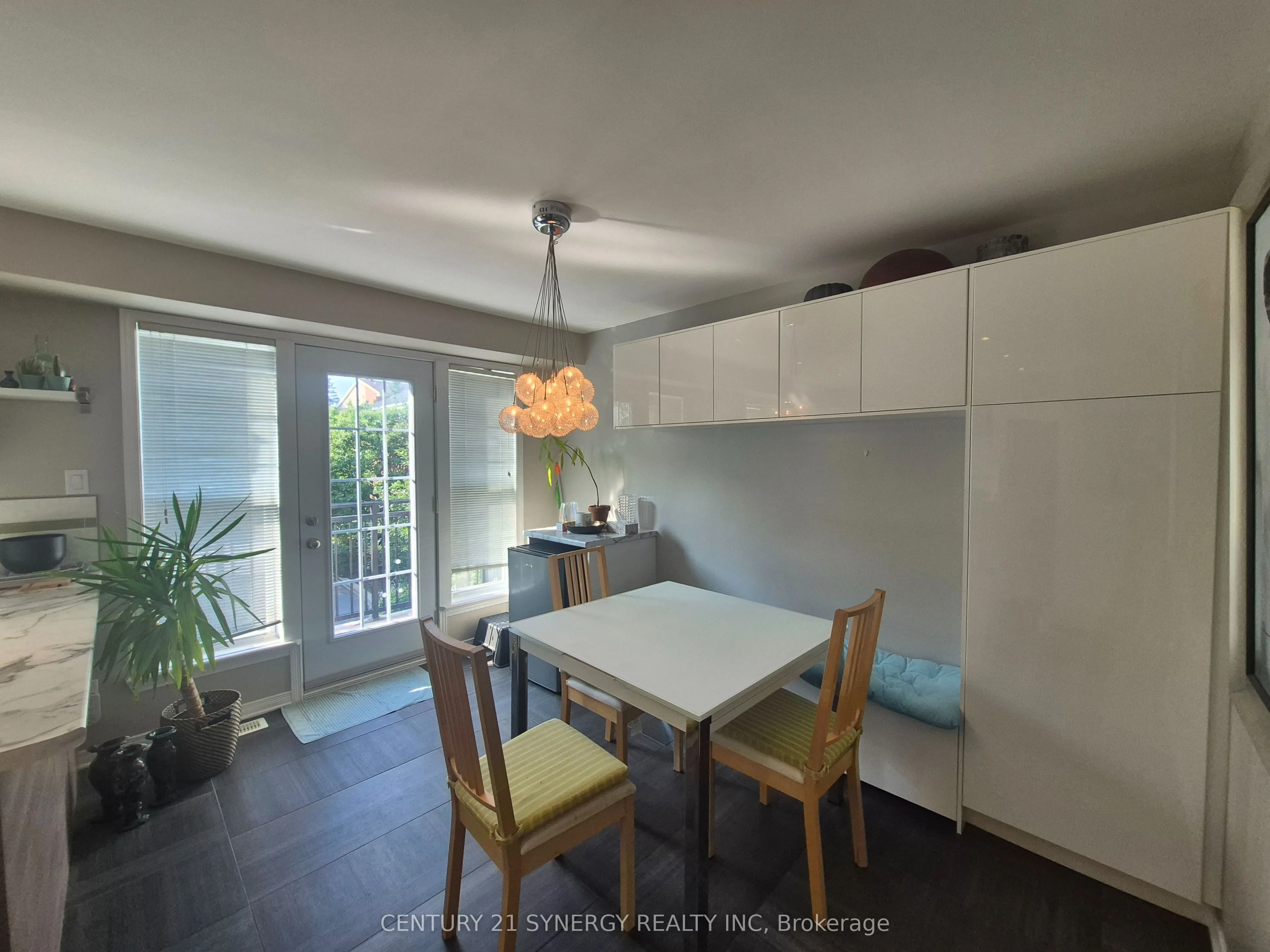 14 Kingsbridge Private