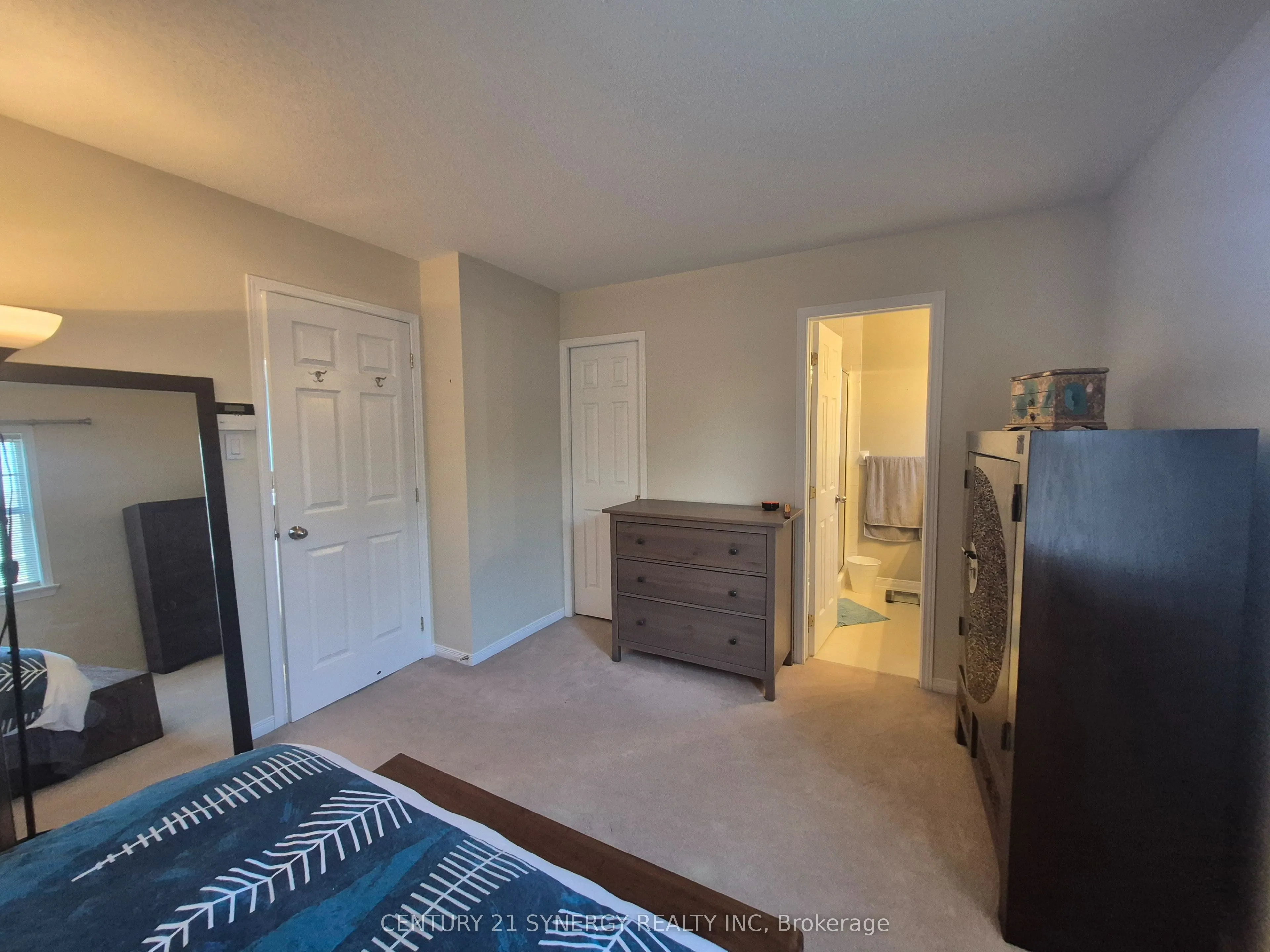 14 Kingsbridge Private