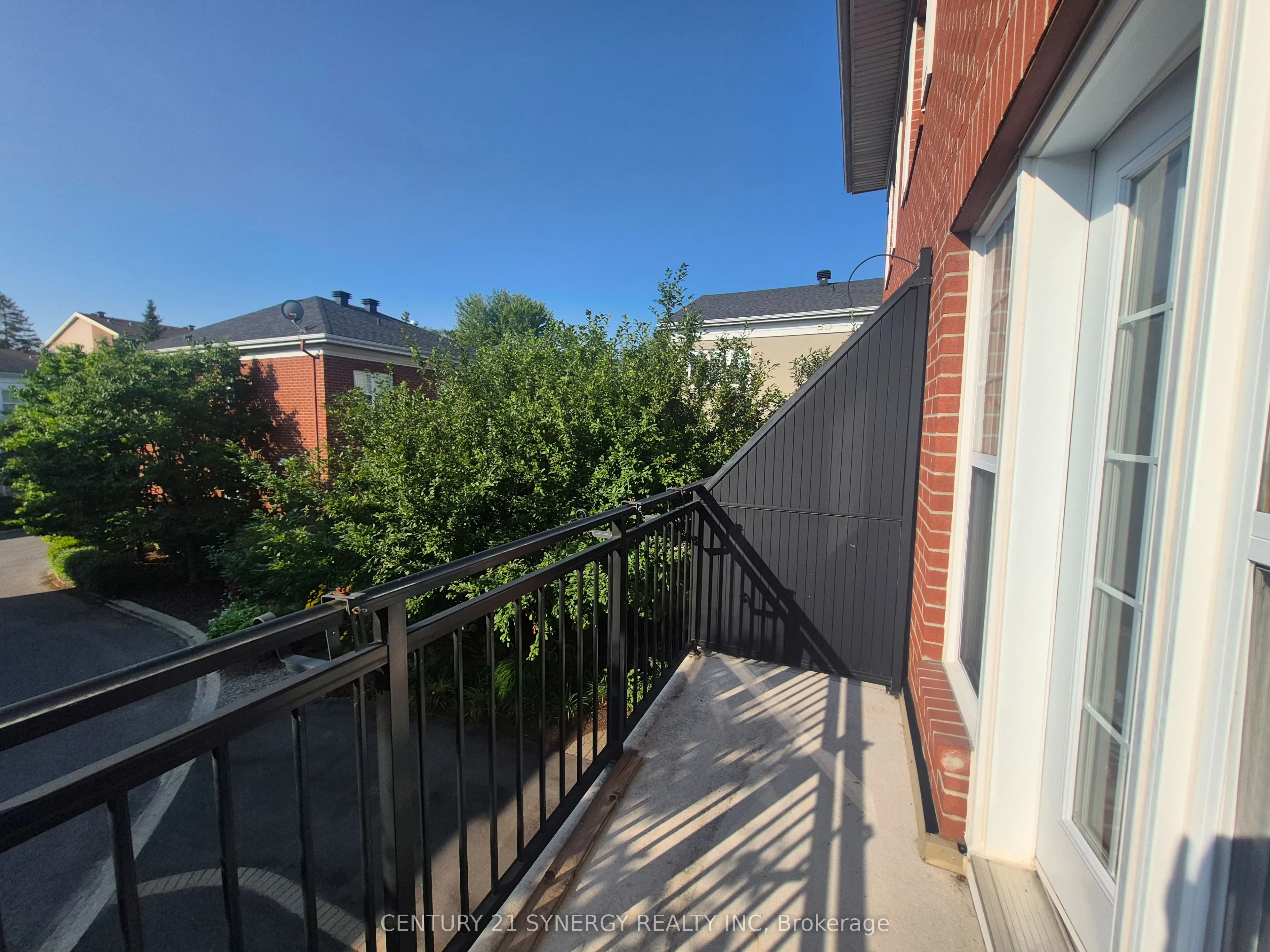 14 Kingsbridge Private