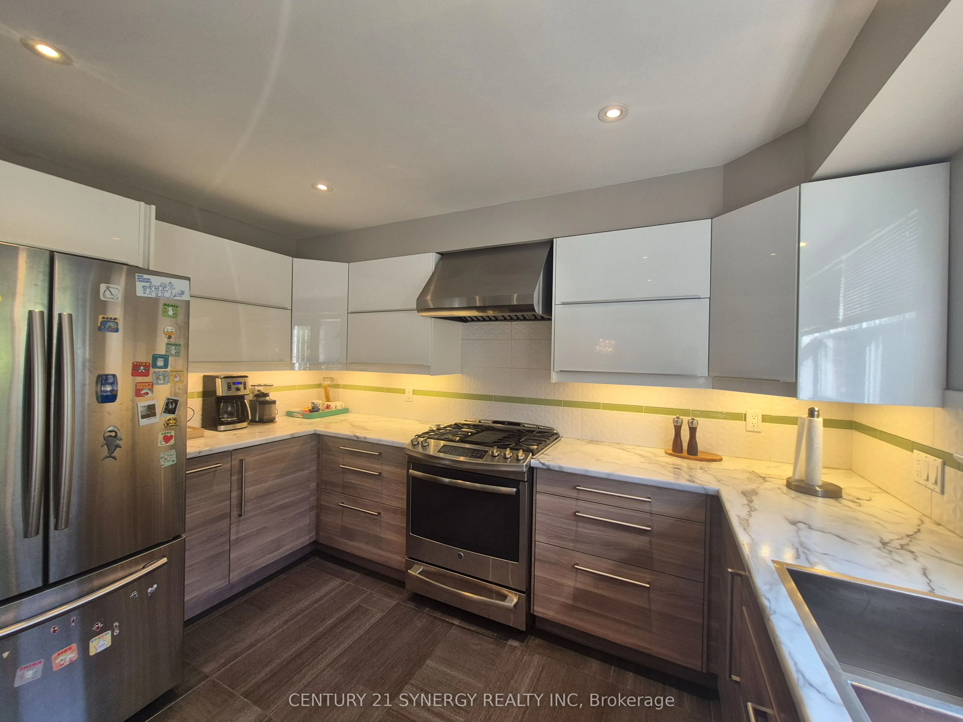 14 Kingsbridge Private