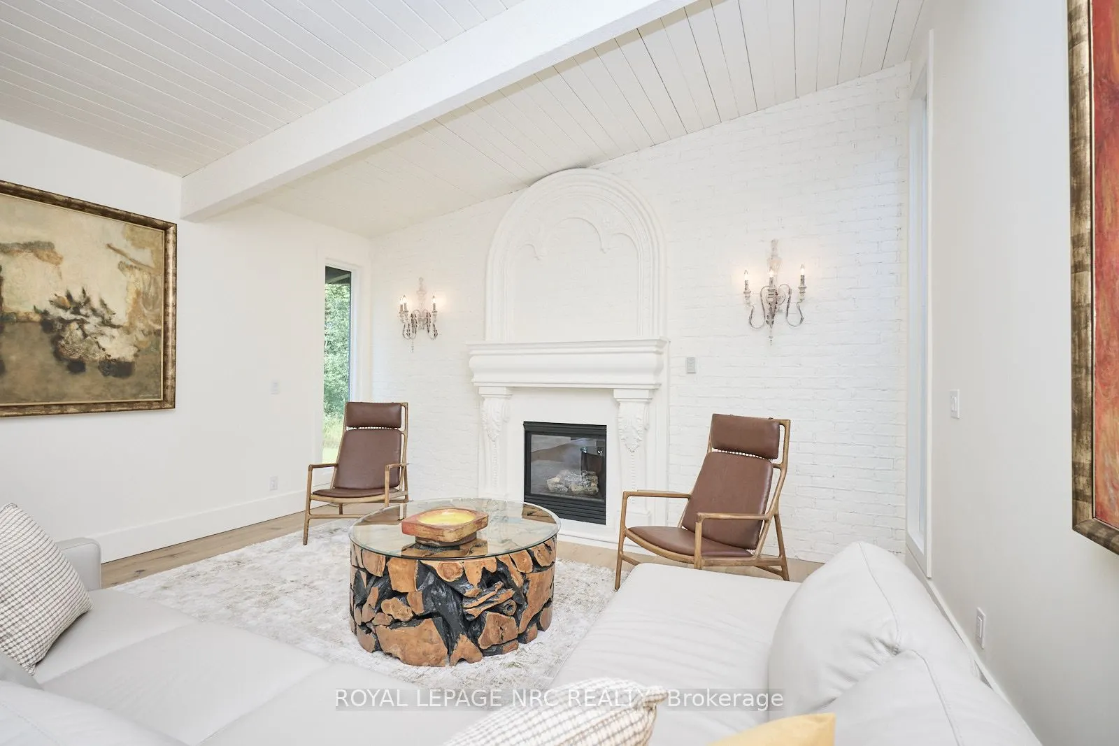 1904 MacDonald Drive