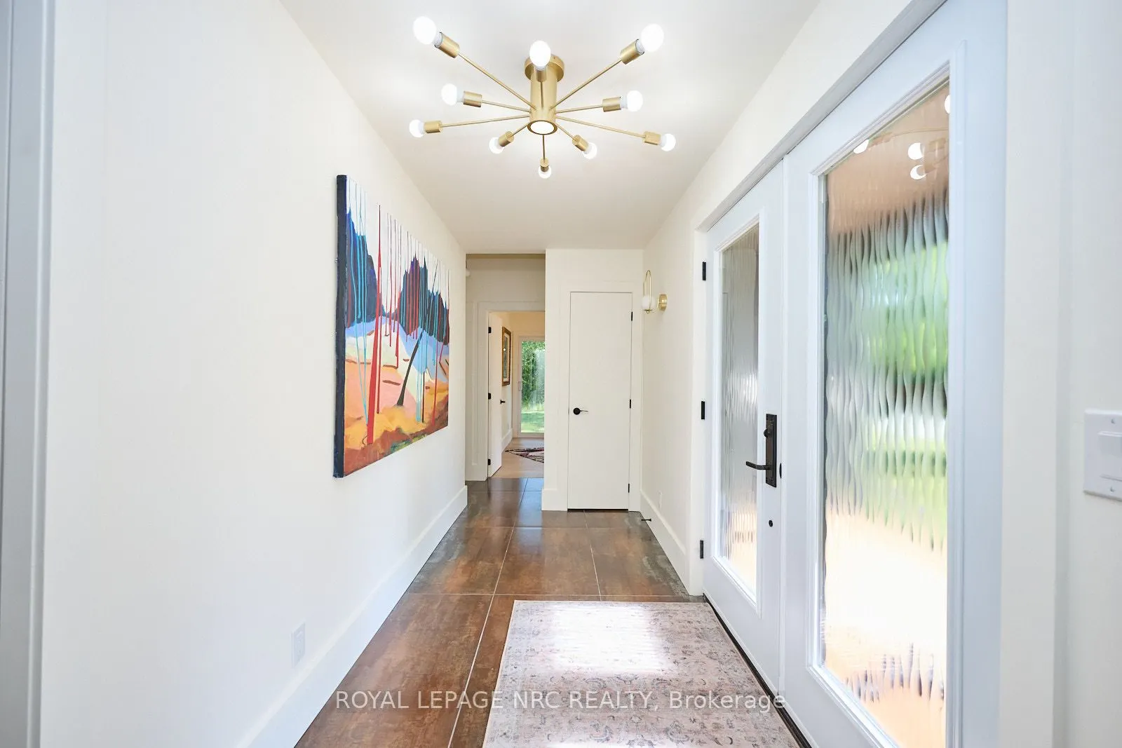 1904 MacDonald Drive