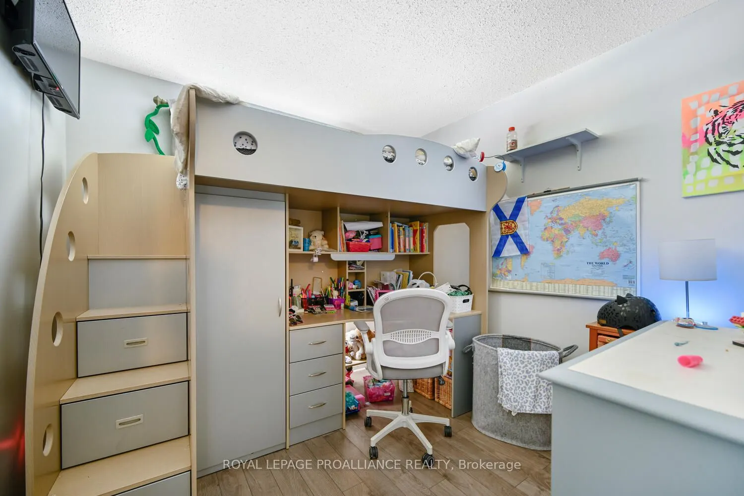 2 Charlotte Place, #10