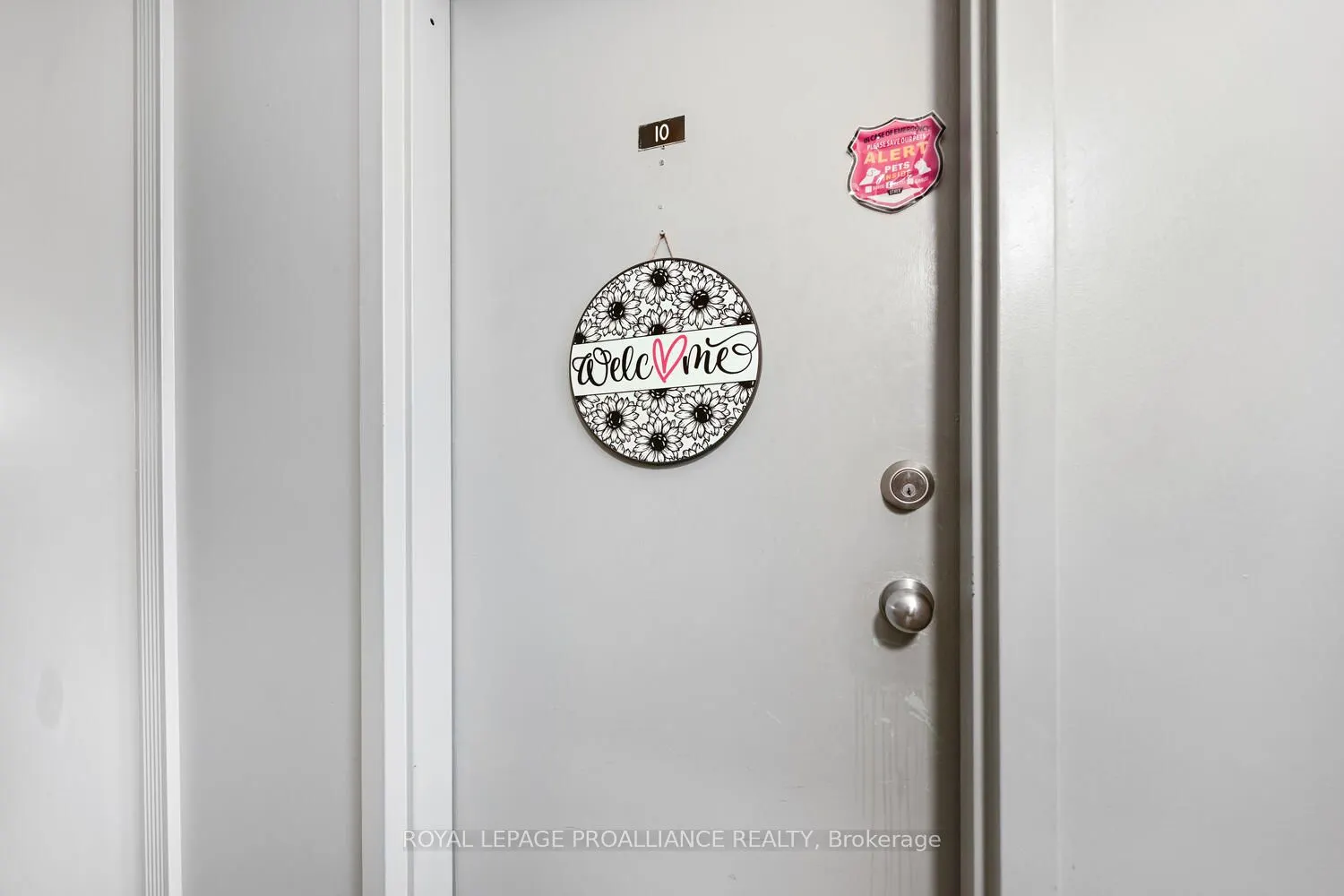 2 Charlotte Place, #10