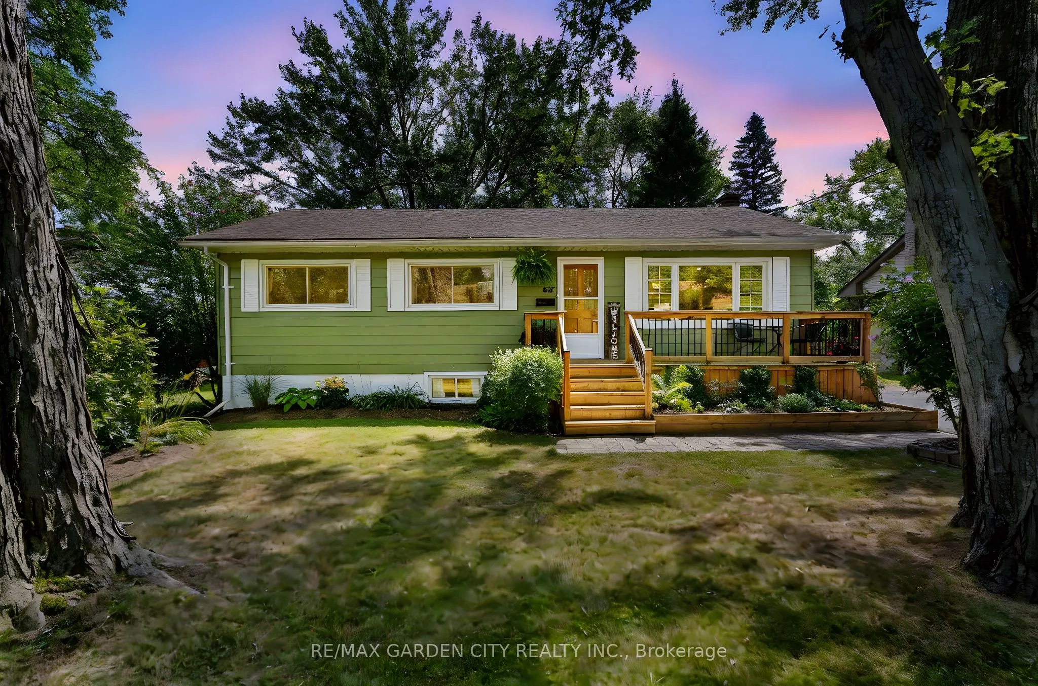 83 Summerlea Avenue