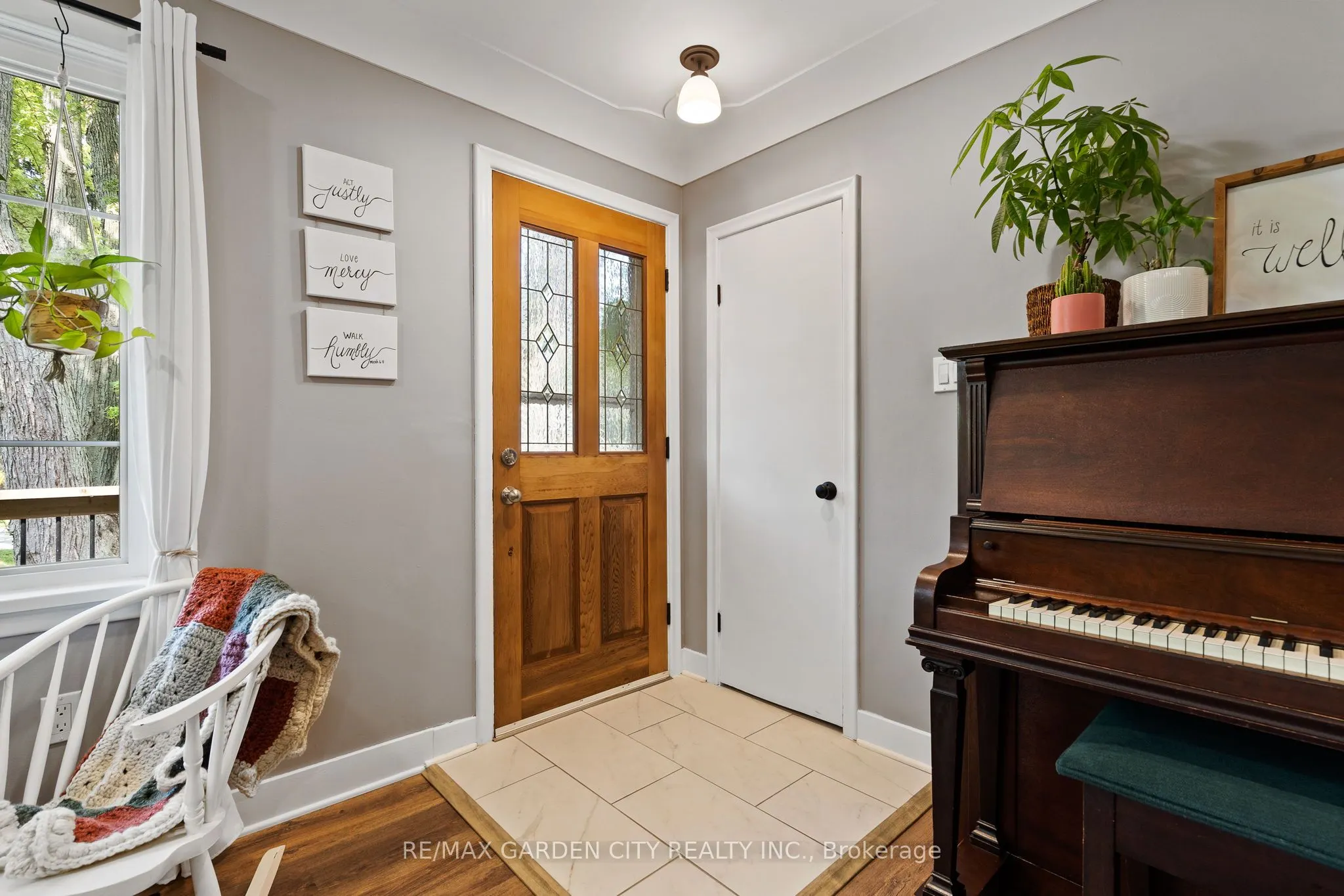 83 Summerlea Avenue