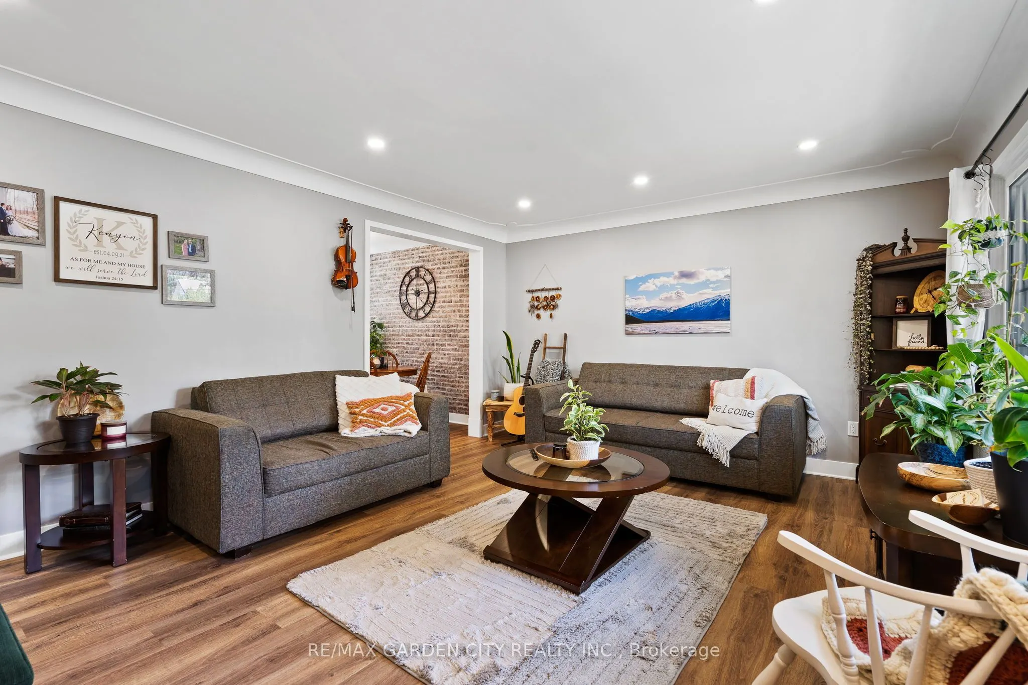 83 Summerlea Avenue