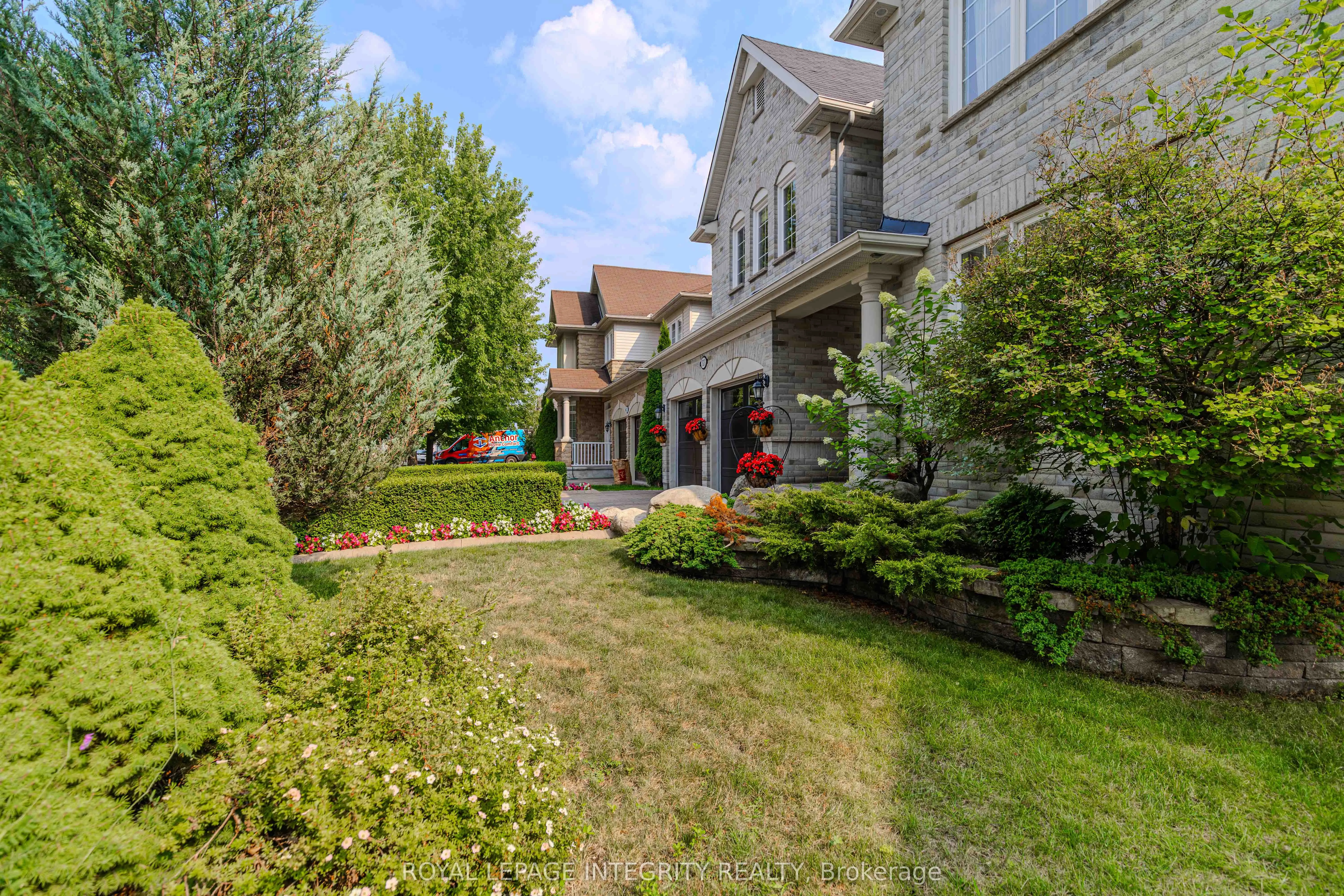 313 Eckerson Avenue