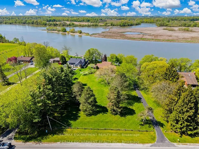 35 Haldimand Road 17