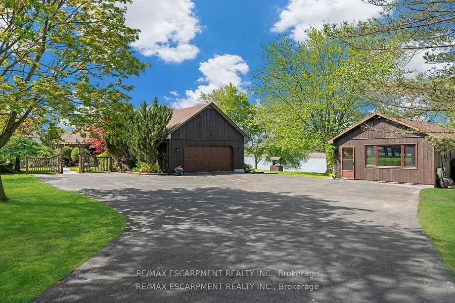 35 Haldimand Road 17