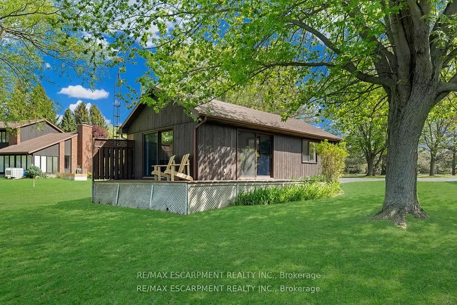 35 Haldimand Road 17
