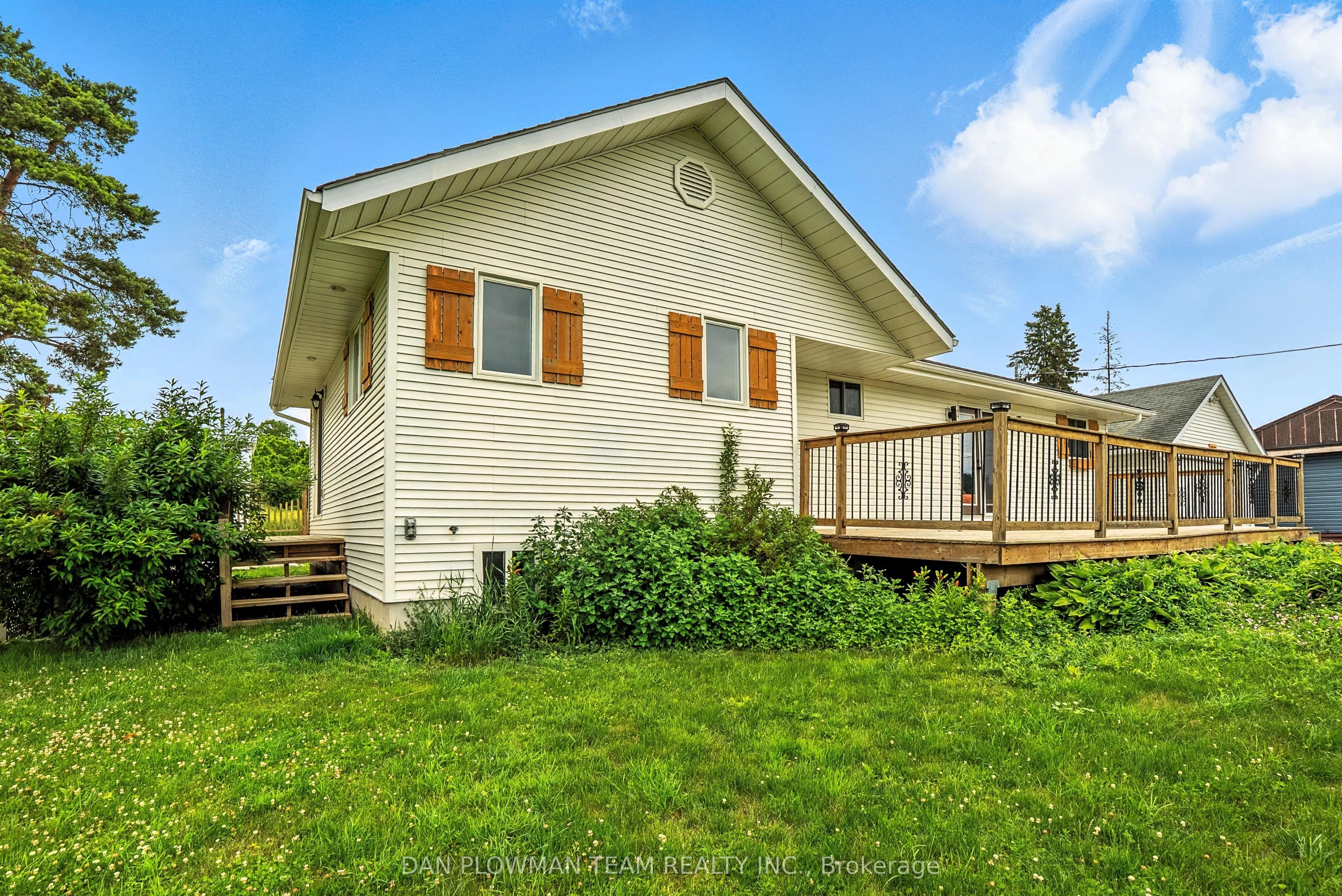 10272 County Rd 2 Road