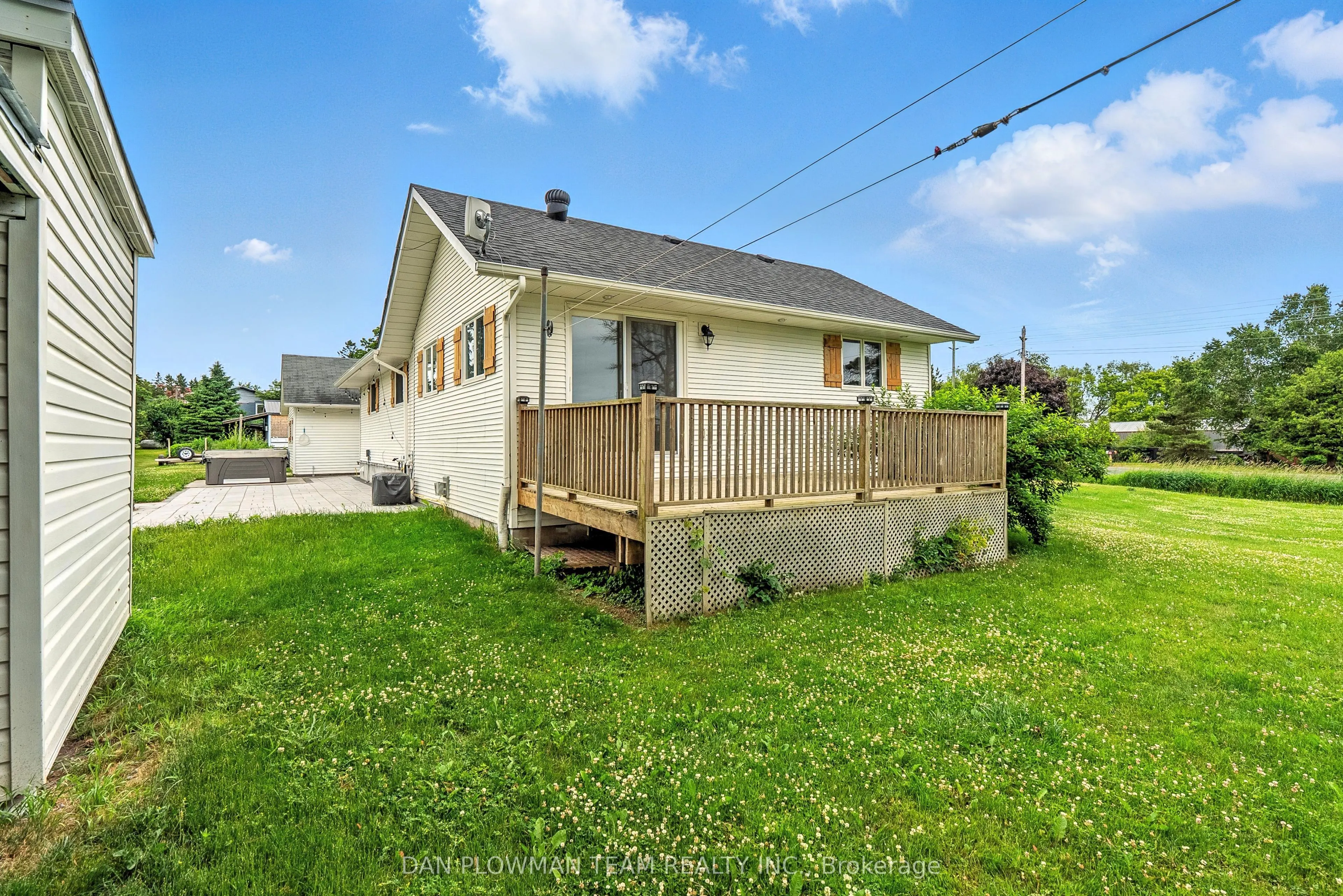 10272 County Rd 2 Road