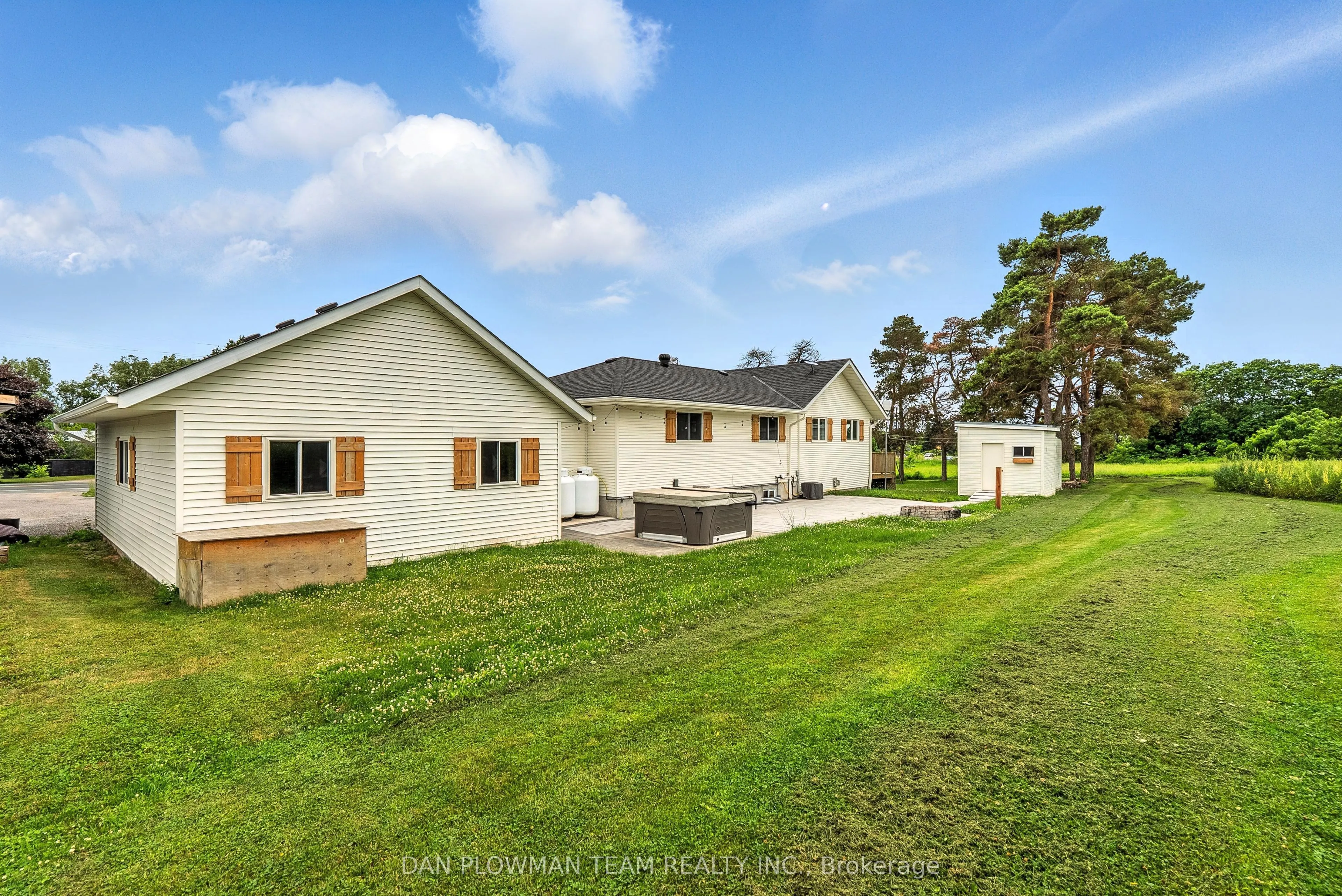 10272 County Rd 2 Road