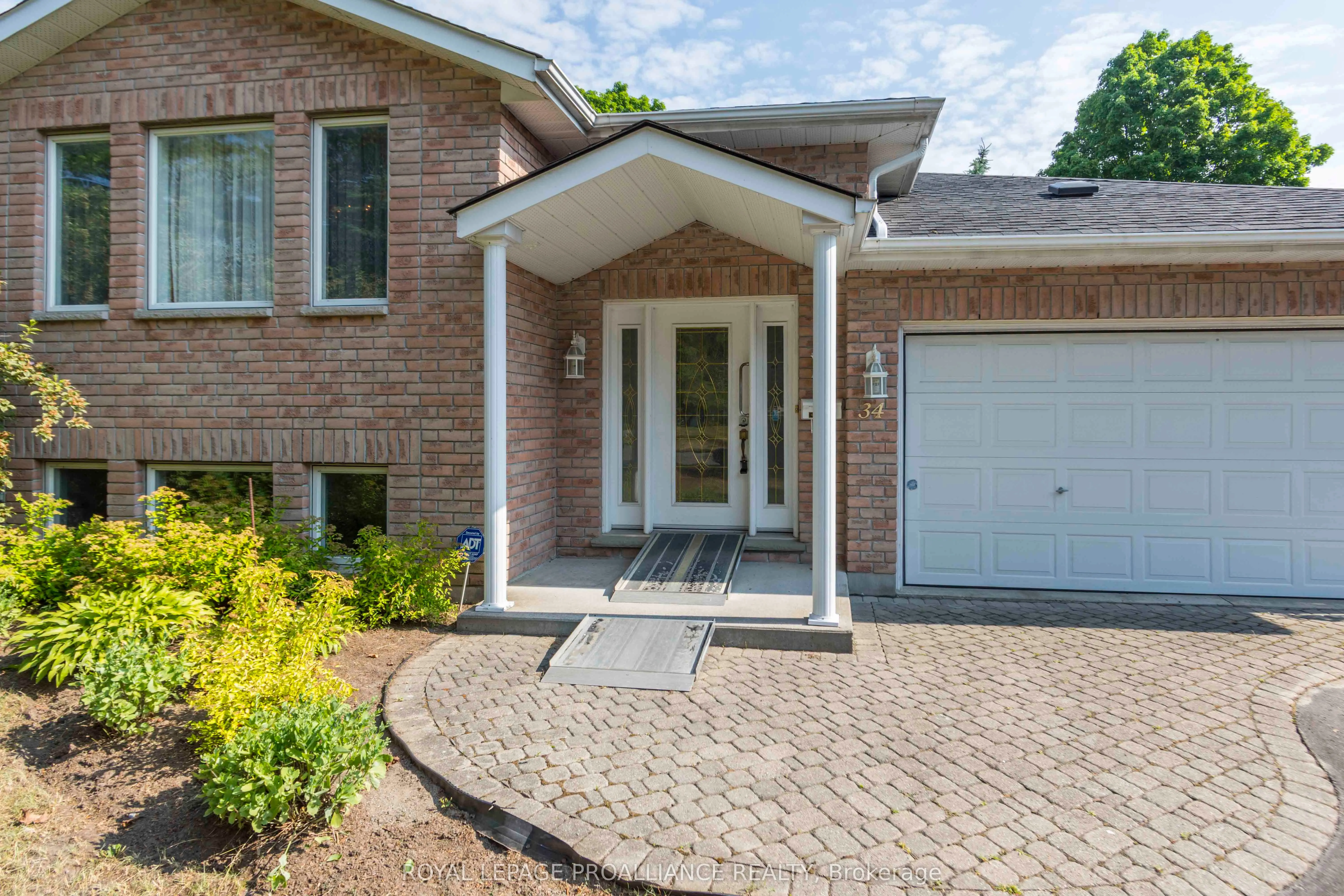 34 Edgeview Drive