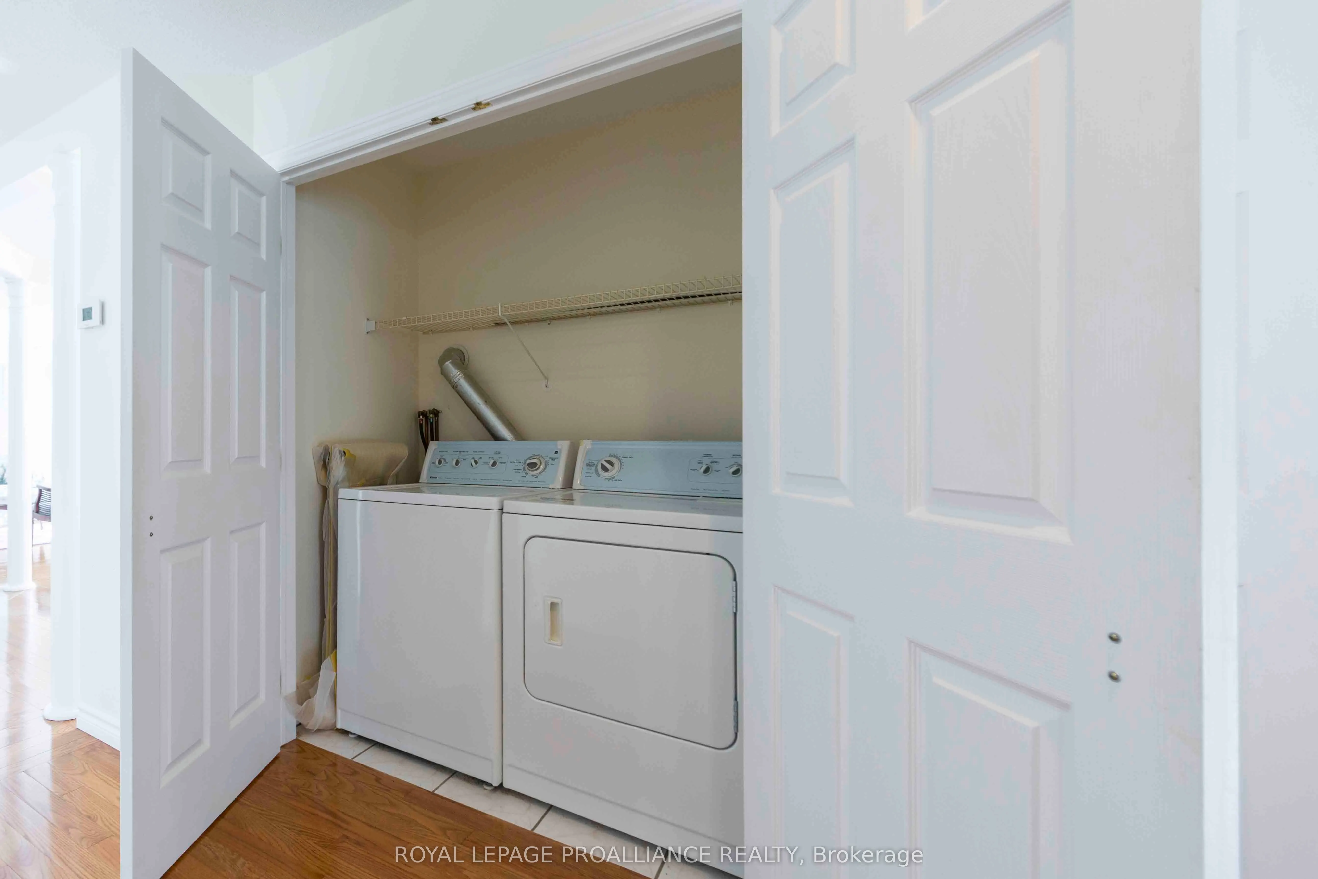 34 Edgeview Drive