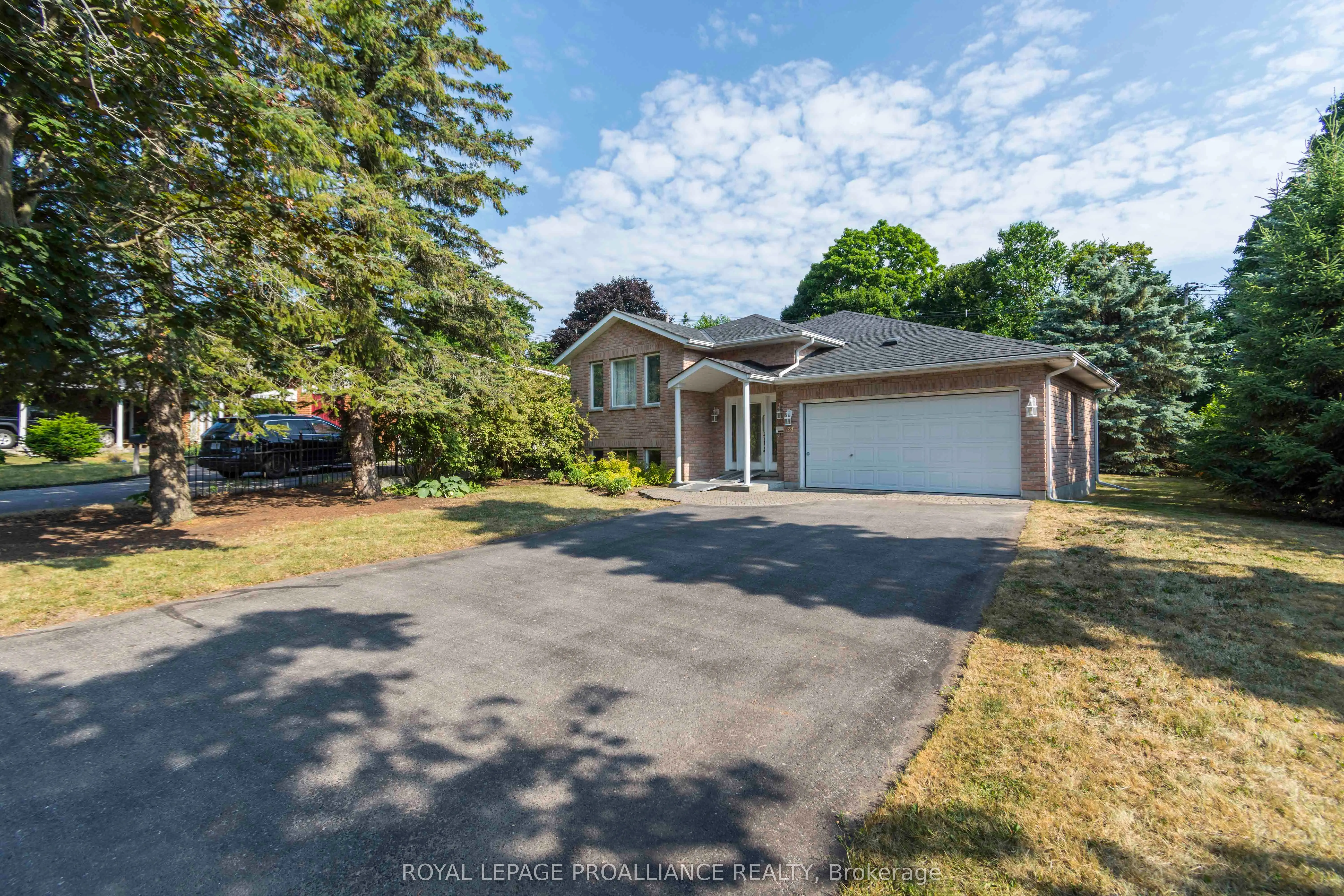 34 Edgeview Drive
