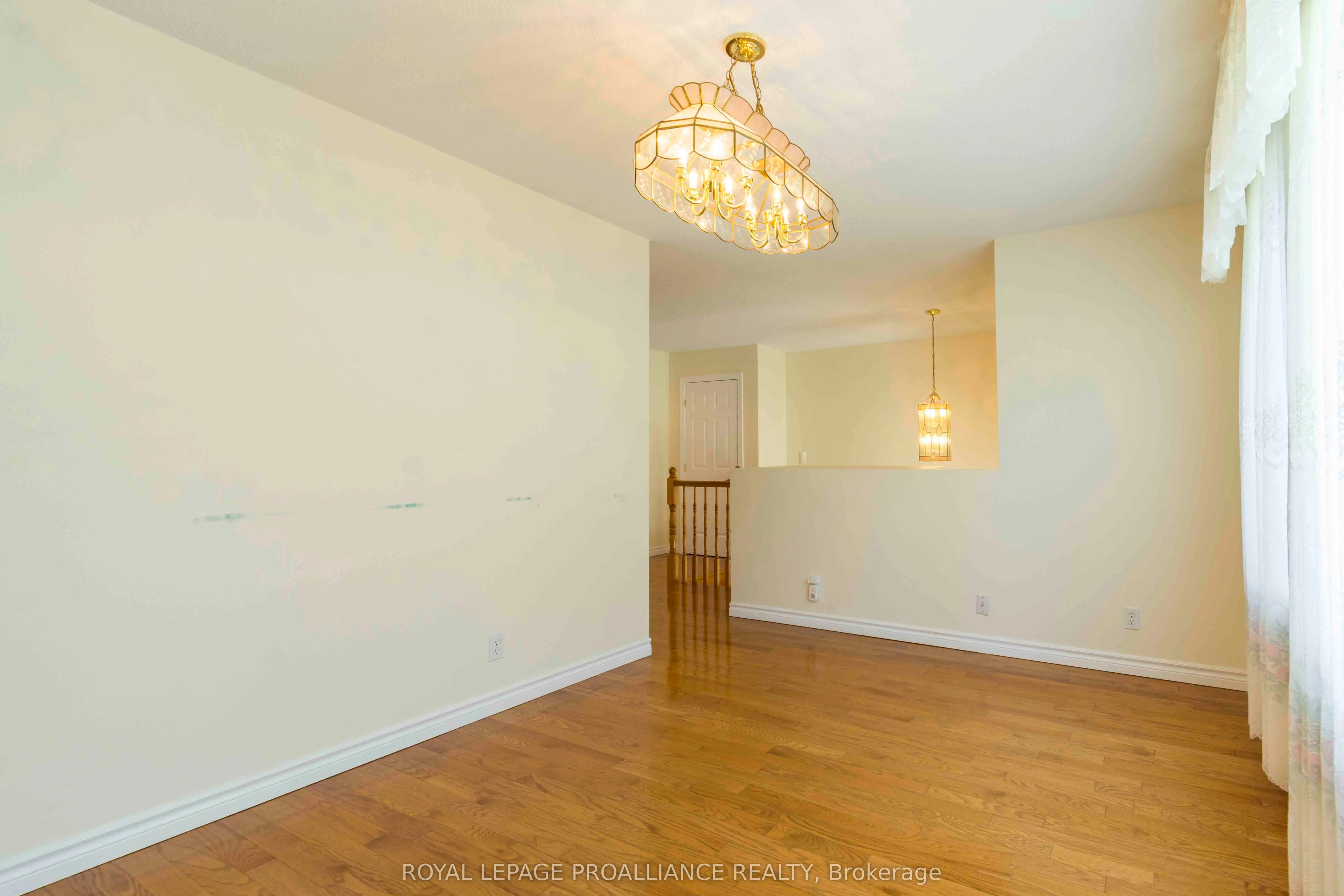 34 Edgeview Drive