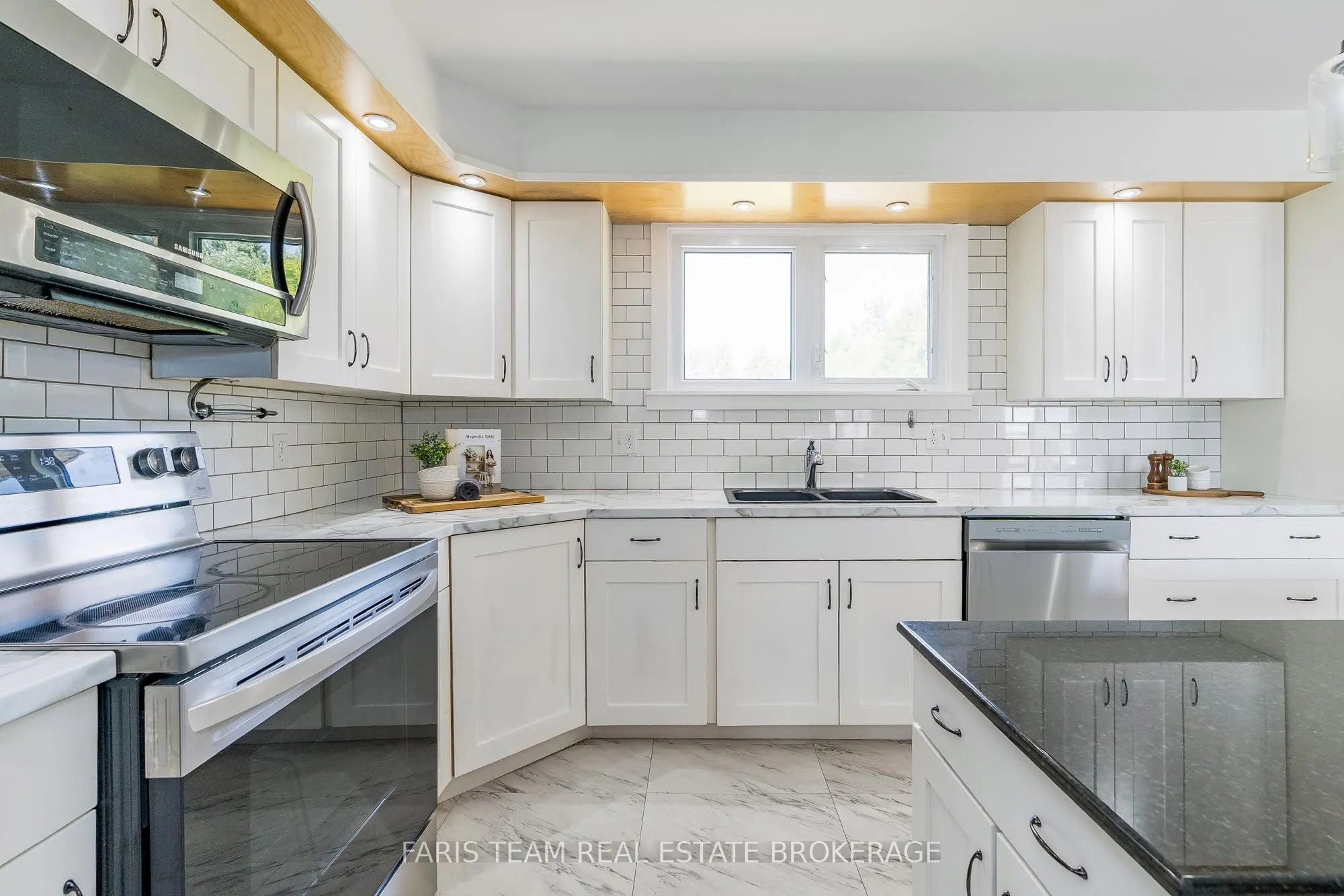 1105 Fraserburg Road