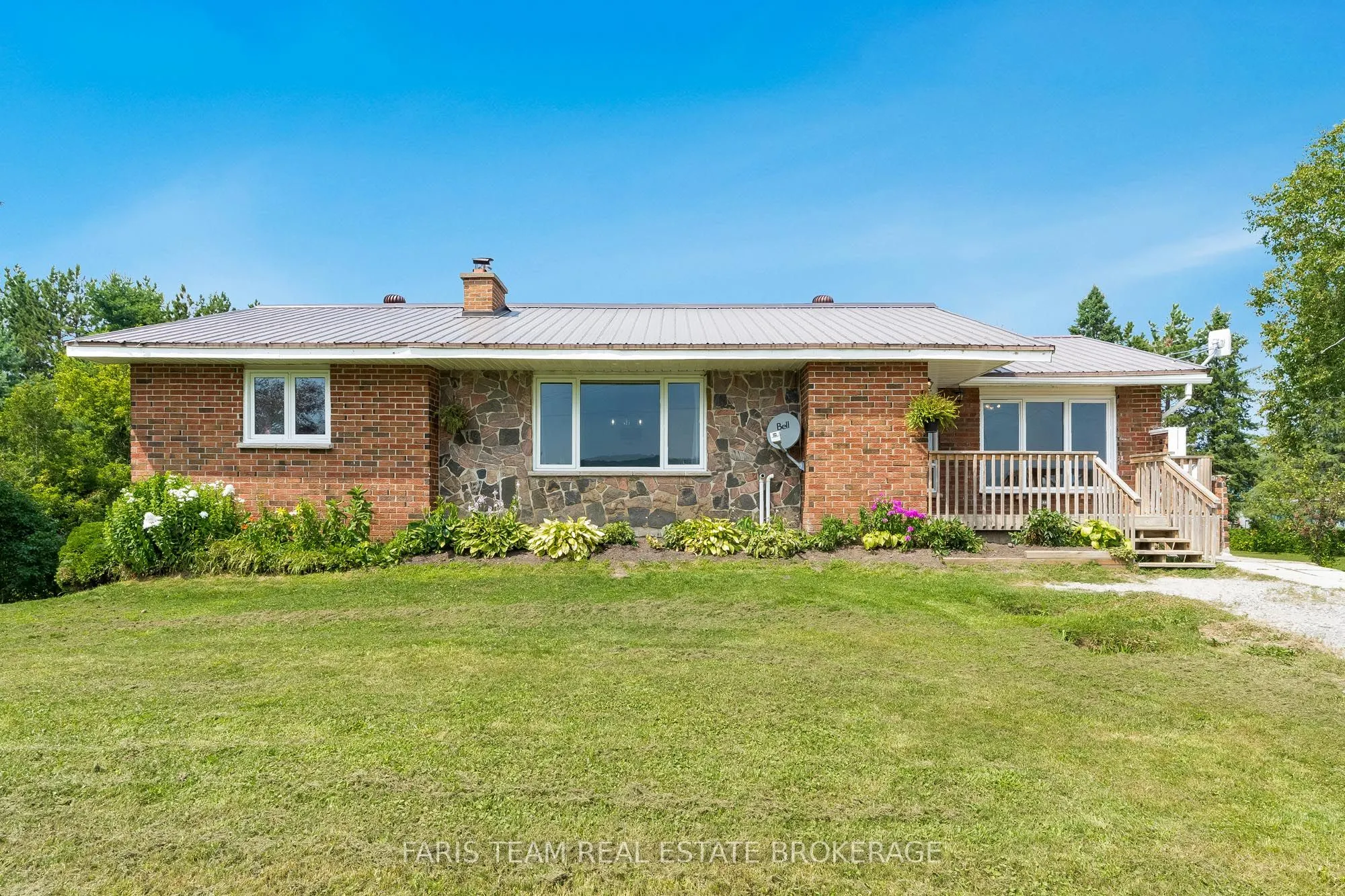 1105 Fraserburg Road