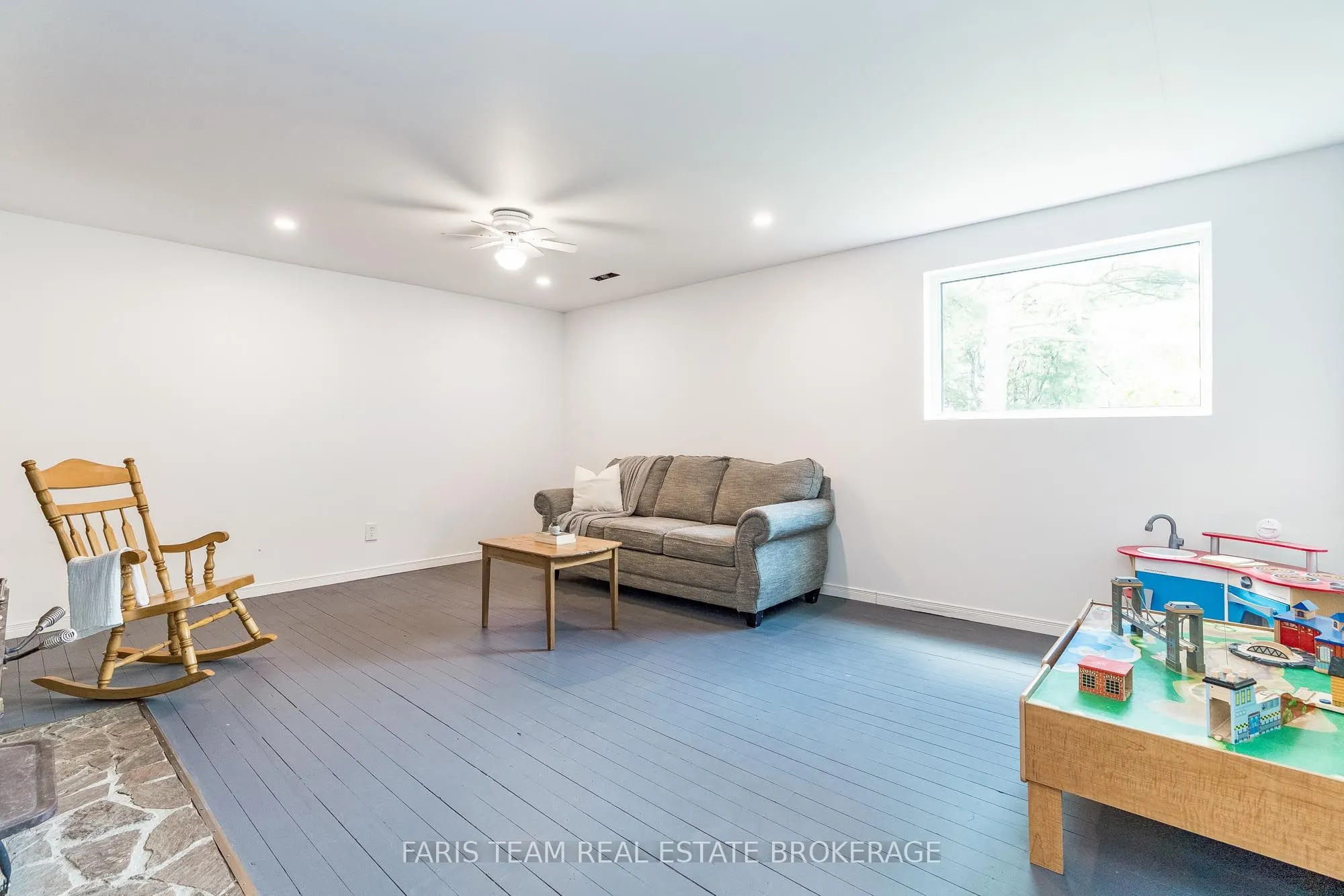 1105 Fraserburg Road