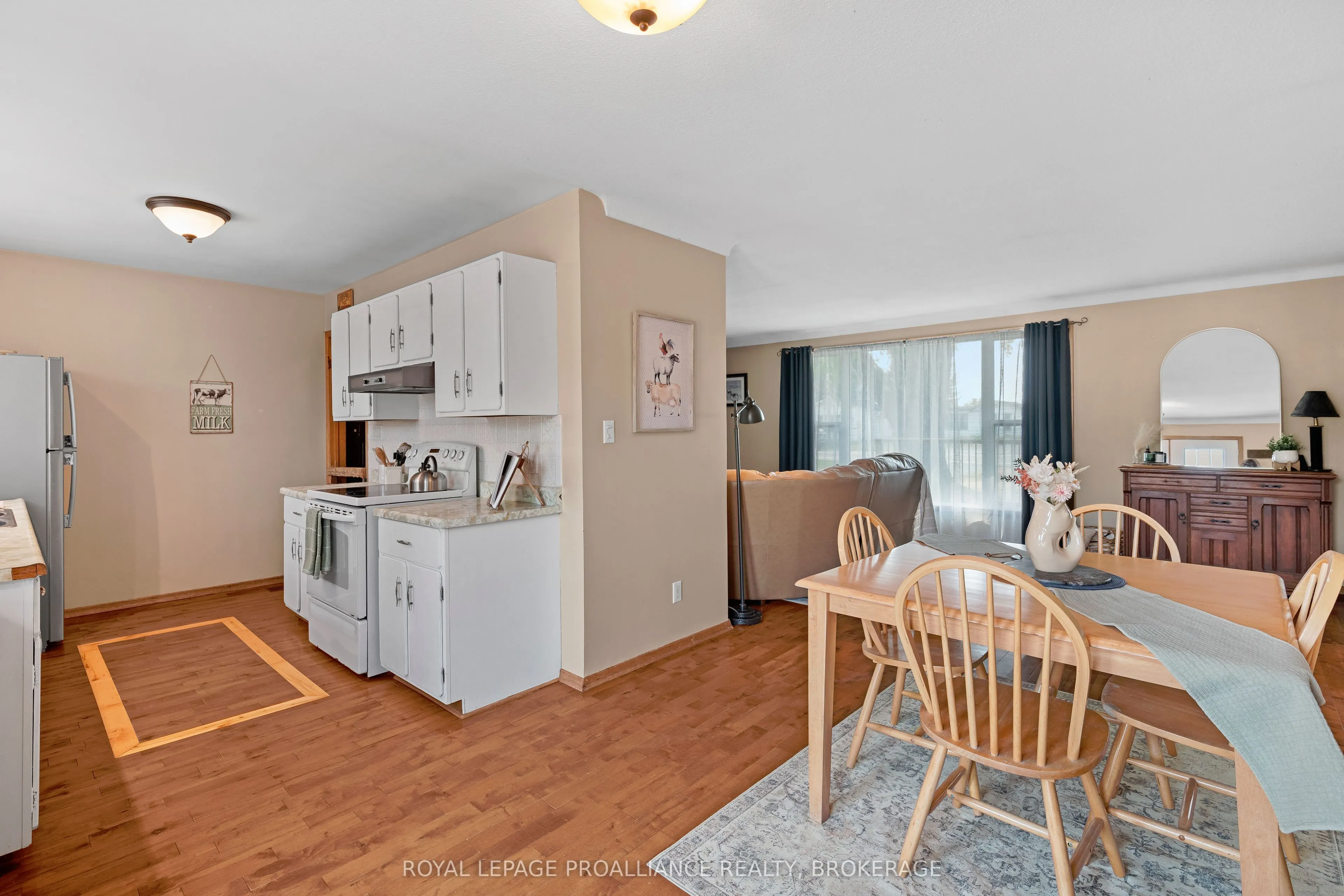 658 County Road 1 E