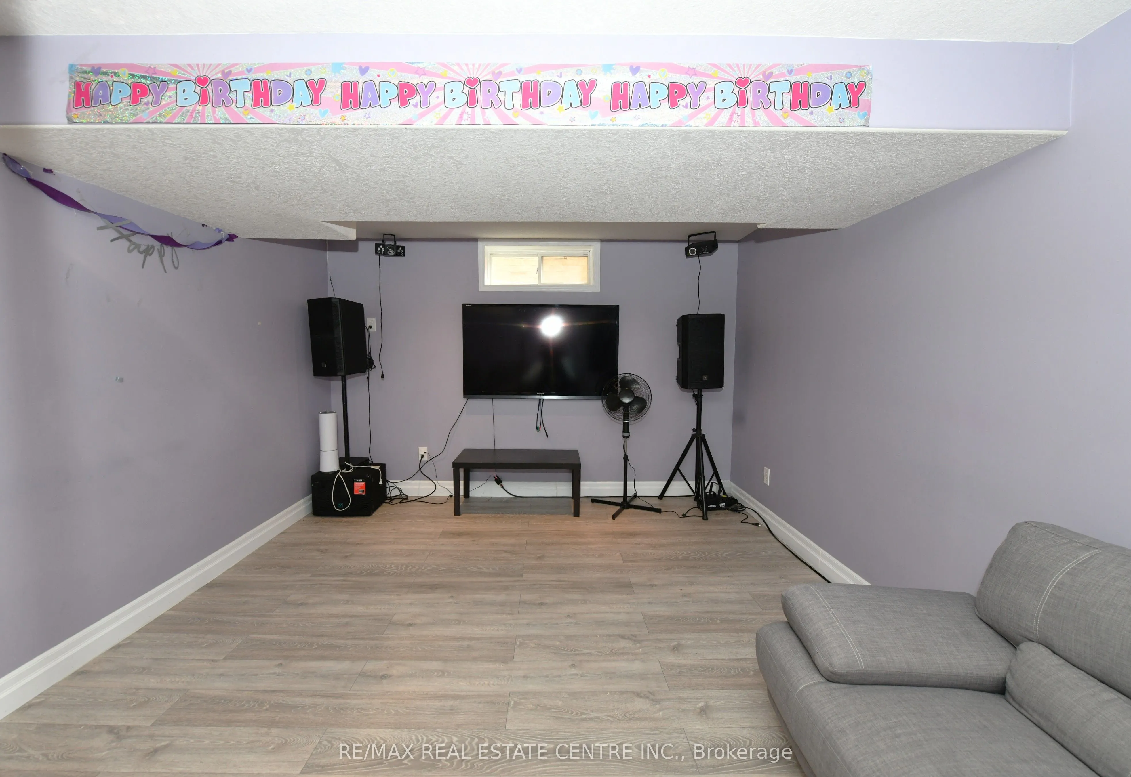 260 Bridlewreath Street