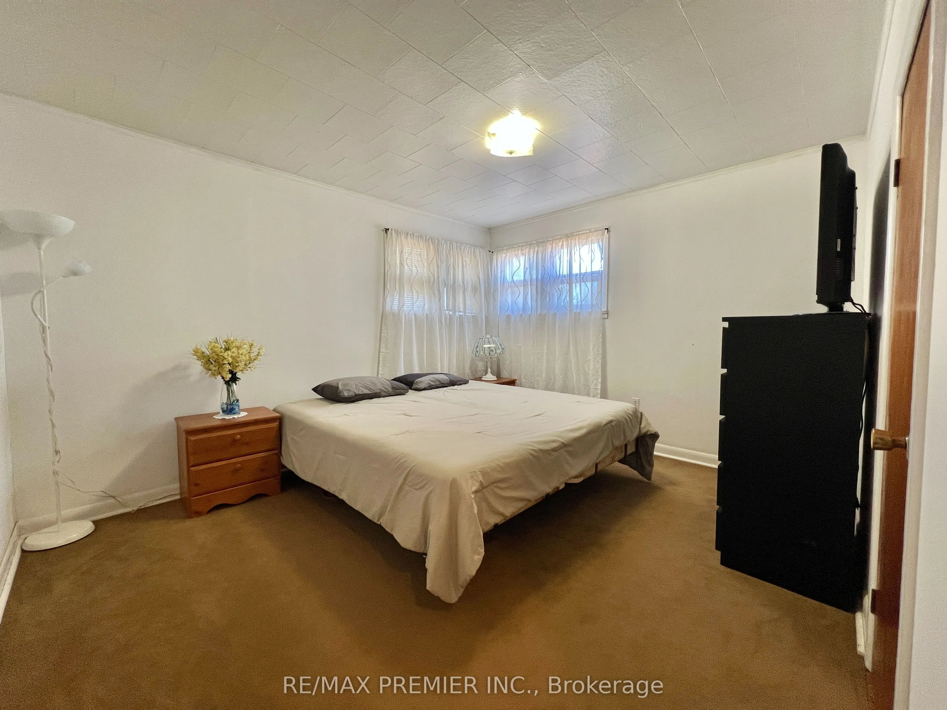 273 Peters Road