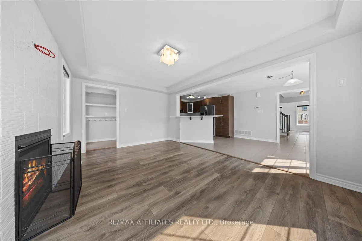 300 Sweetfern Crescent