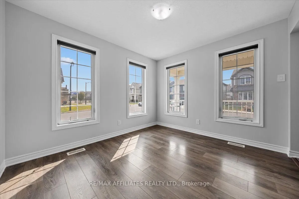 300 Sweetfern Crescent