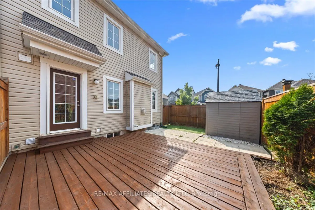 300 Sweetfern Crescent
