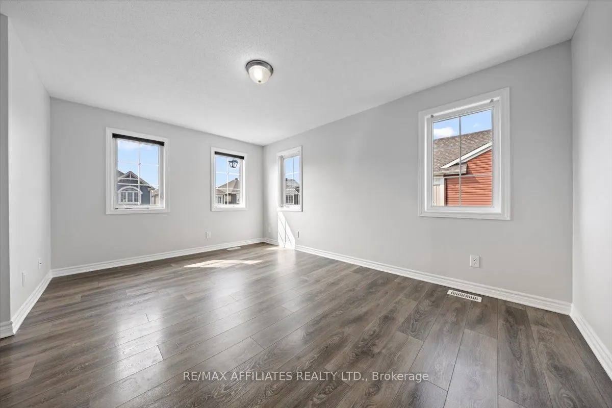 300 Sweetfern Crescent