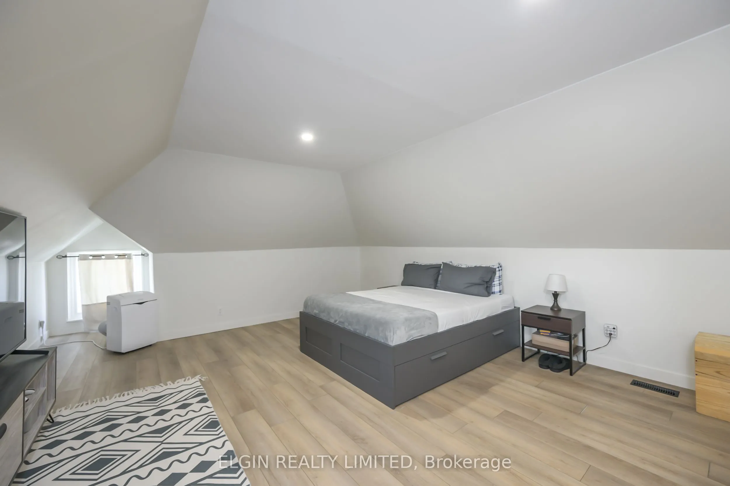 133 Balaclava Street