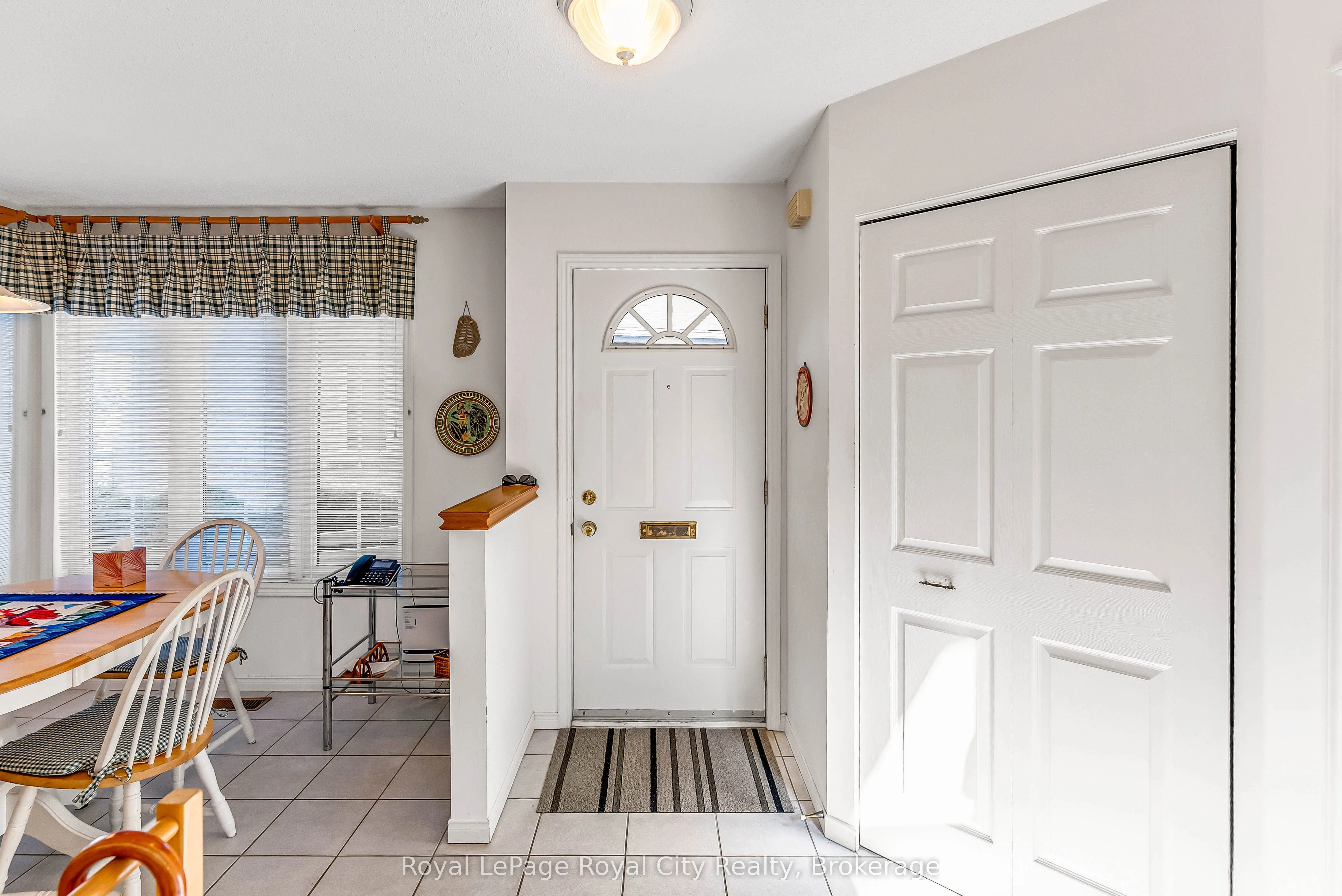 61 Waxwing Crescent