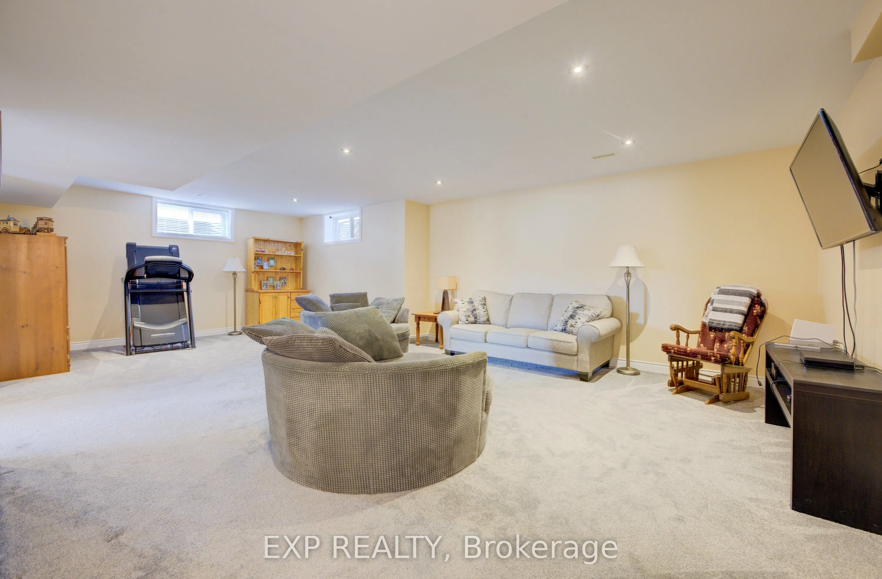 165 River Run Road