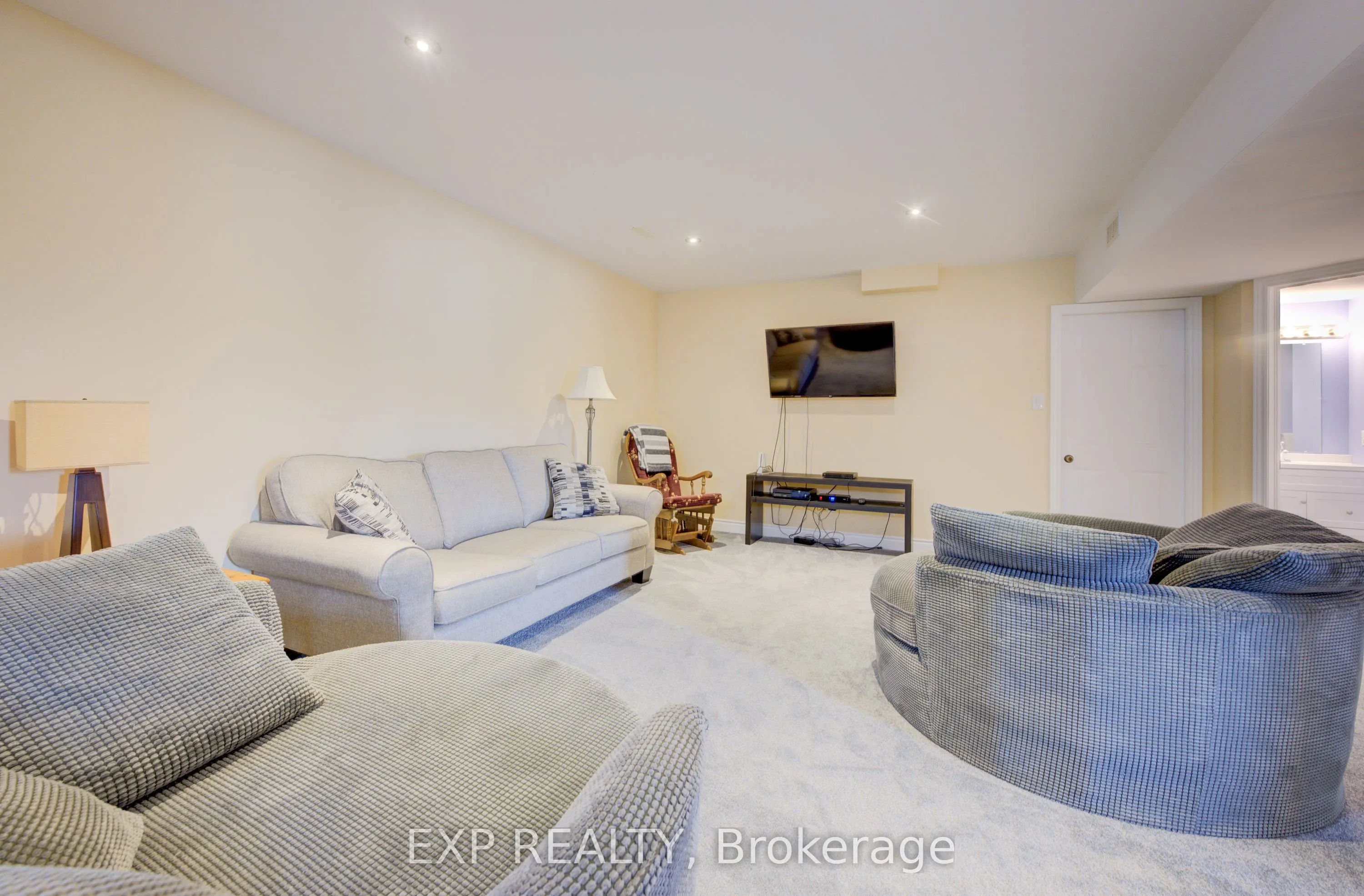 165 River Run Road