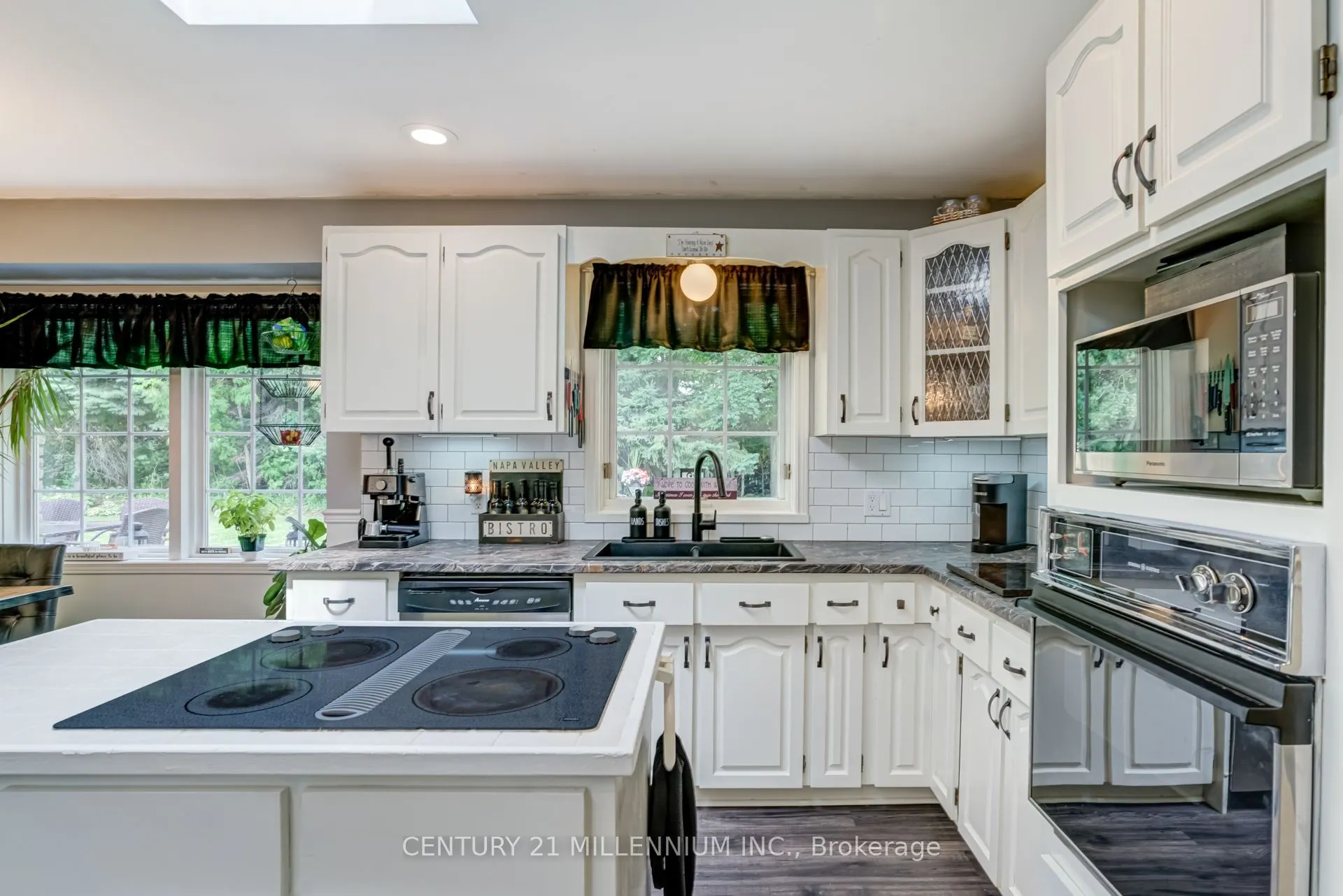 101 Birch Grove