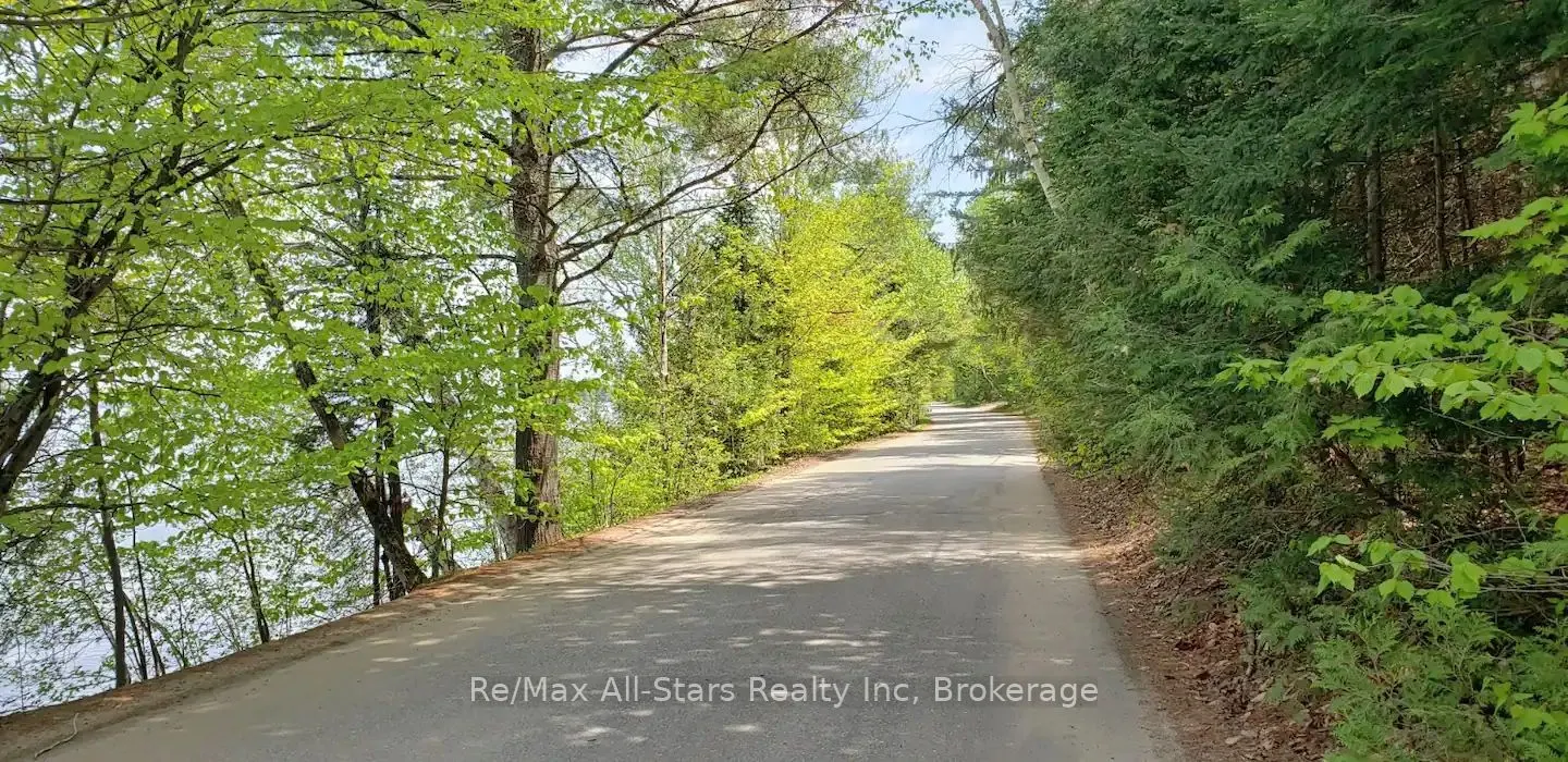 1037 Glenmount Road