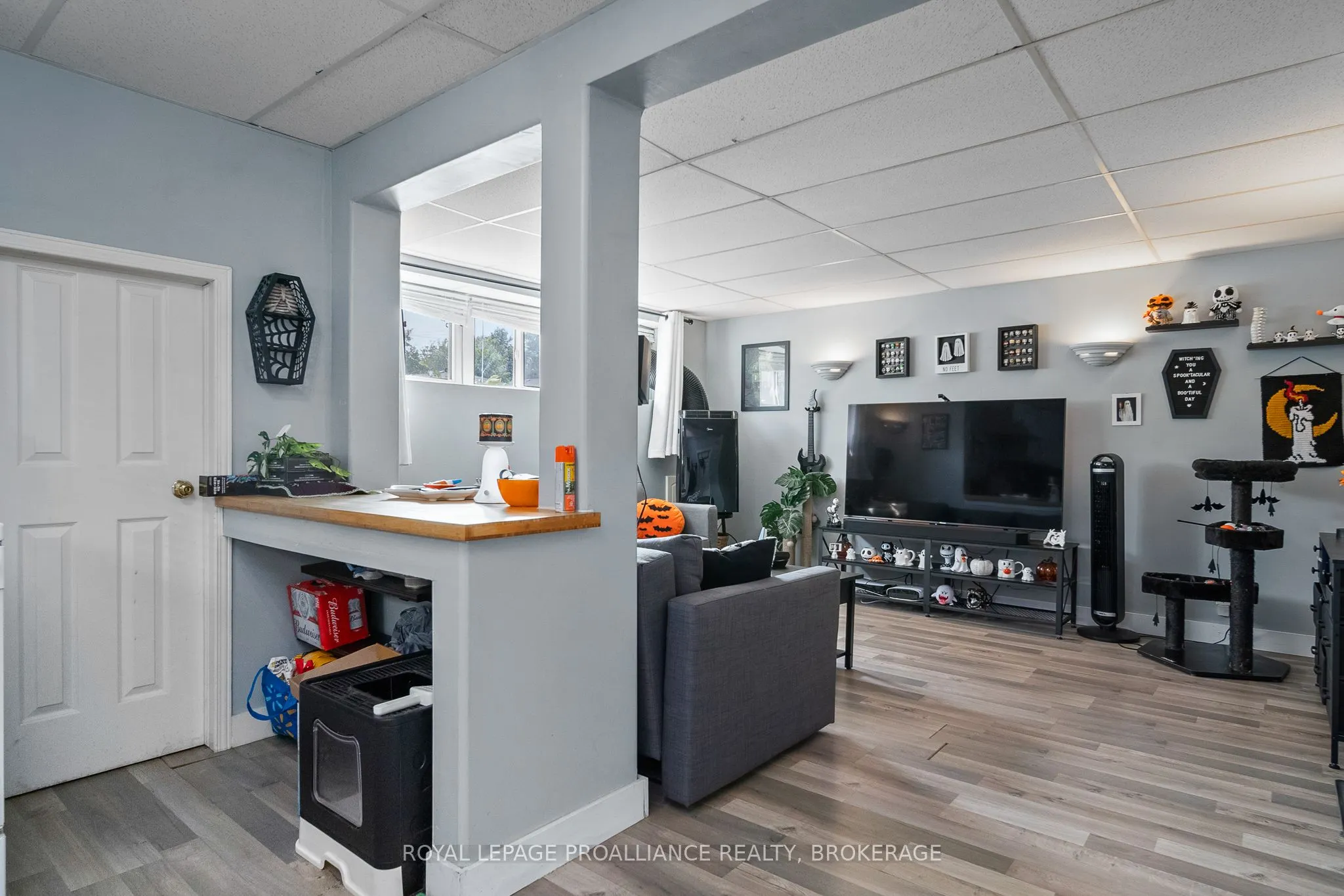 590 Macdonnell Street