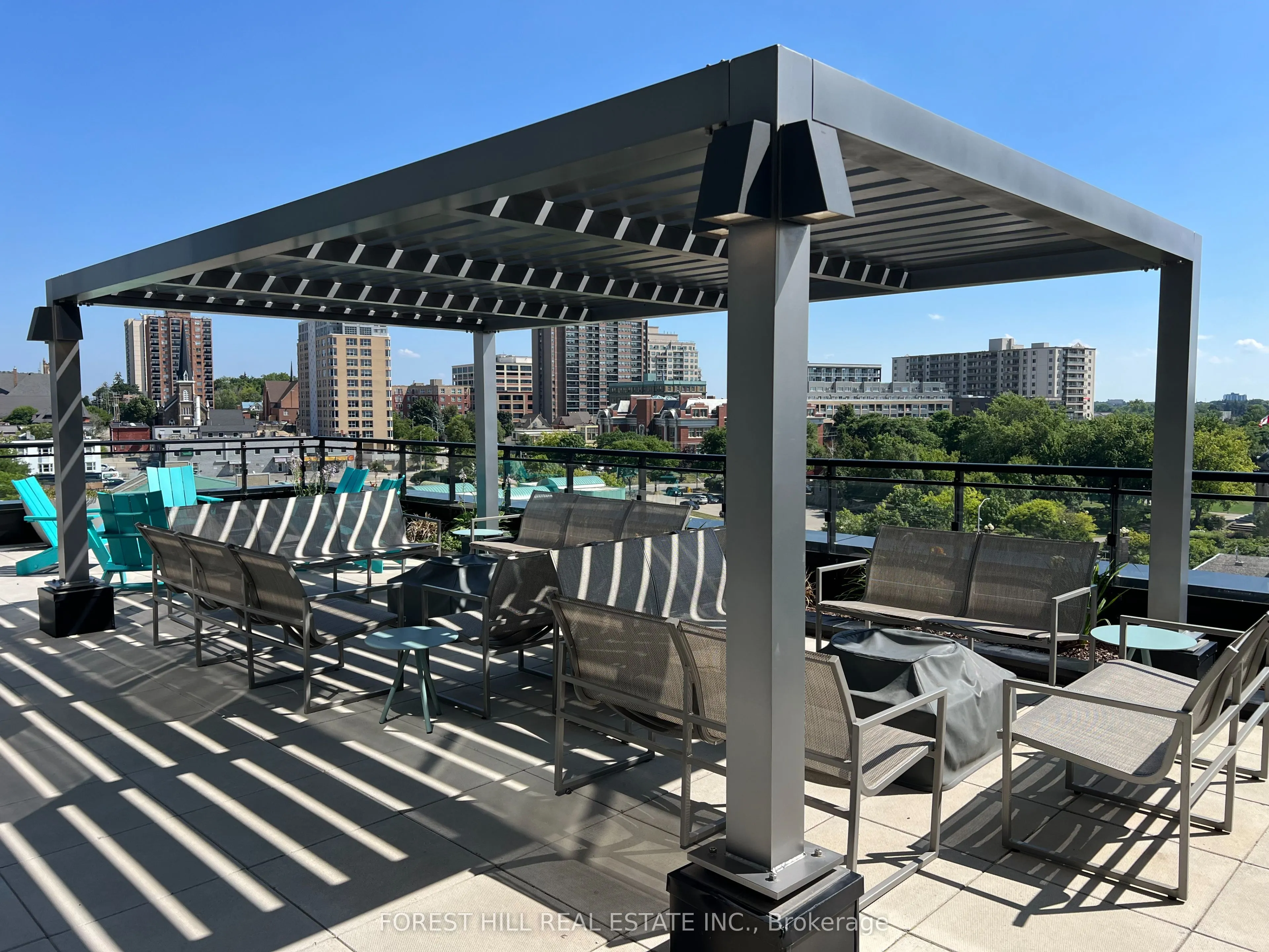 60 Charles Street W, #602