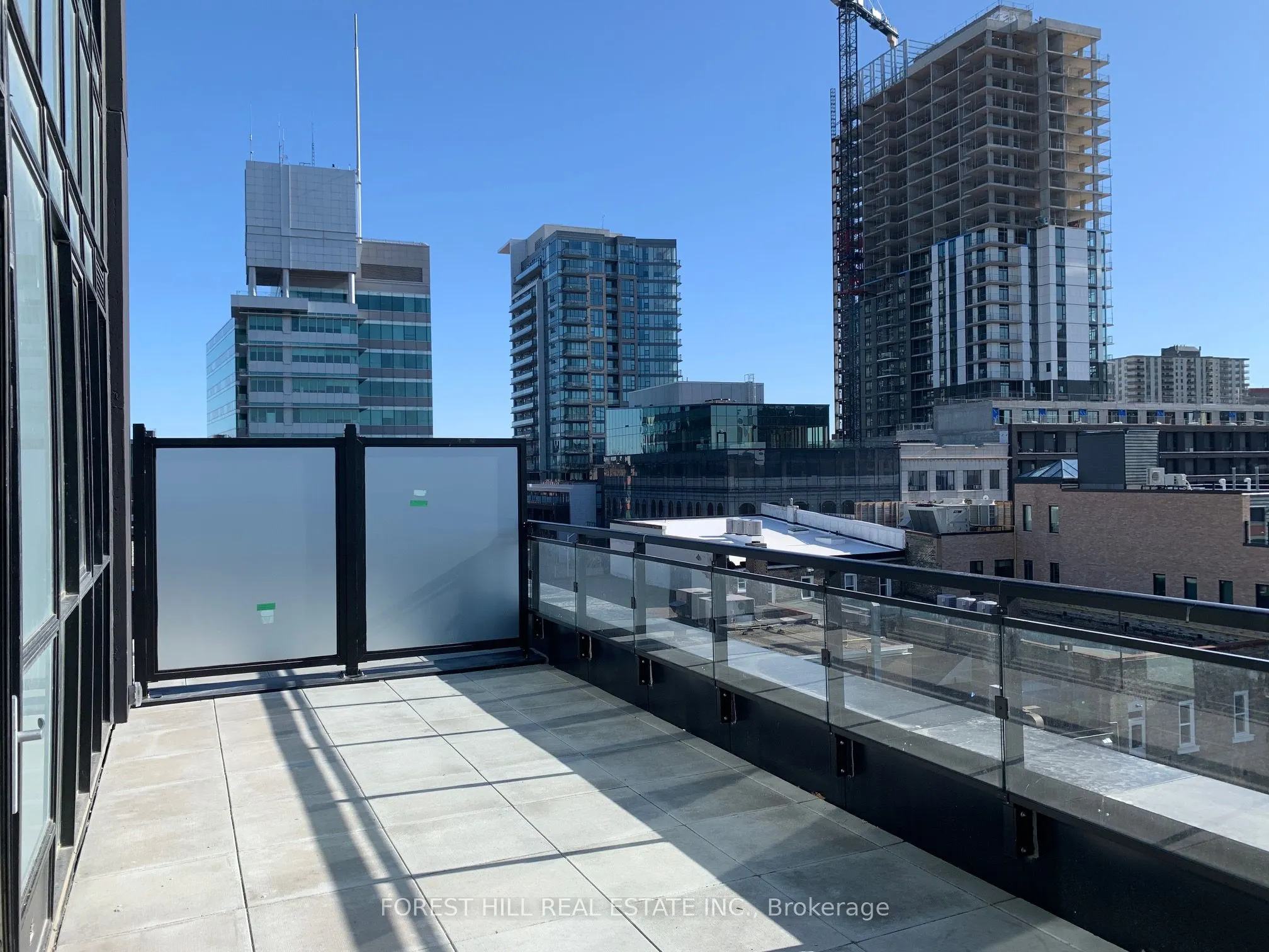 60 Charles Street W, #602