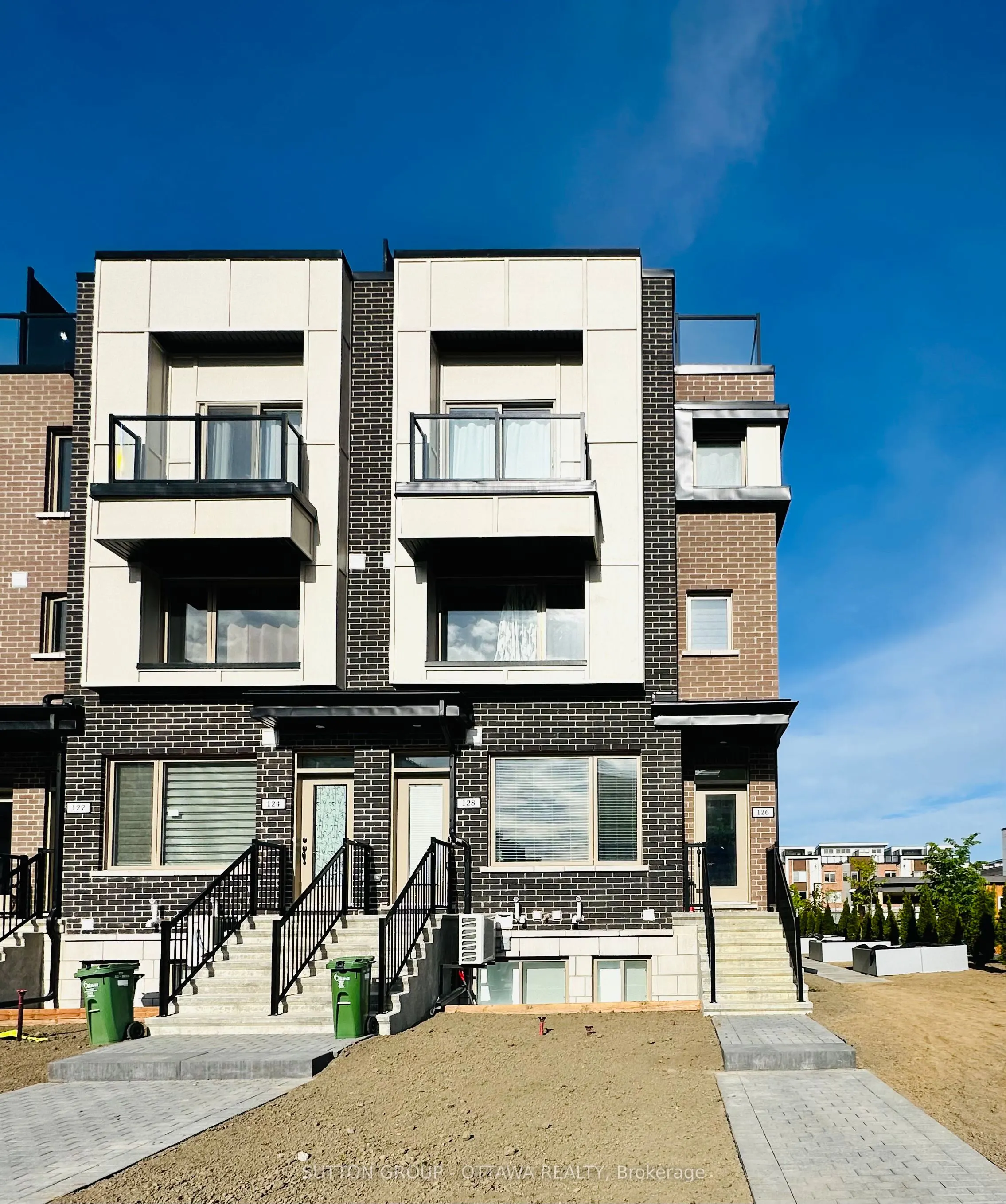 126 Michael Stoqua Street, #10