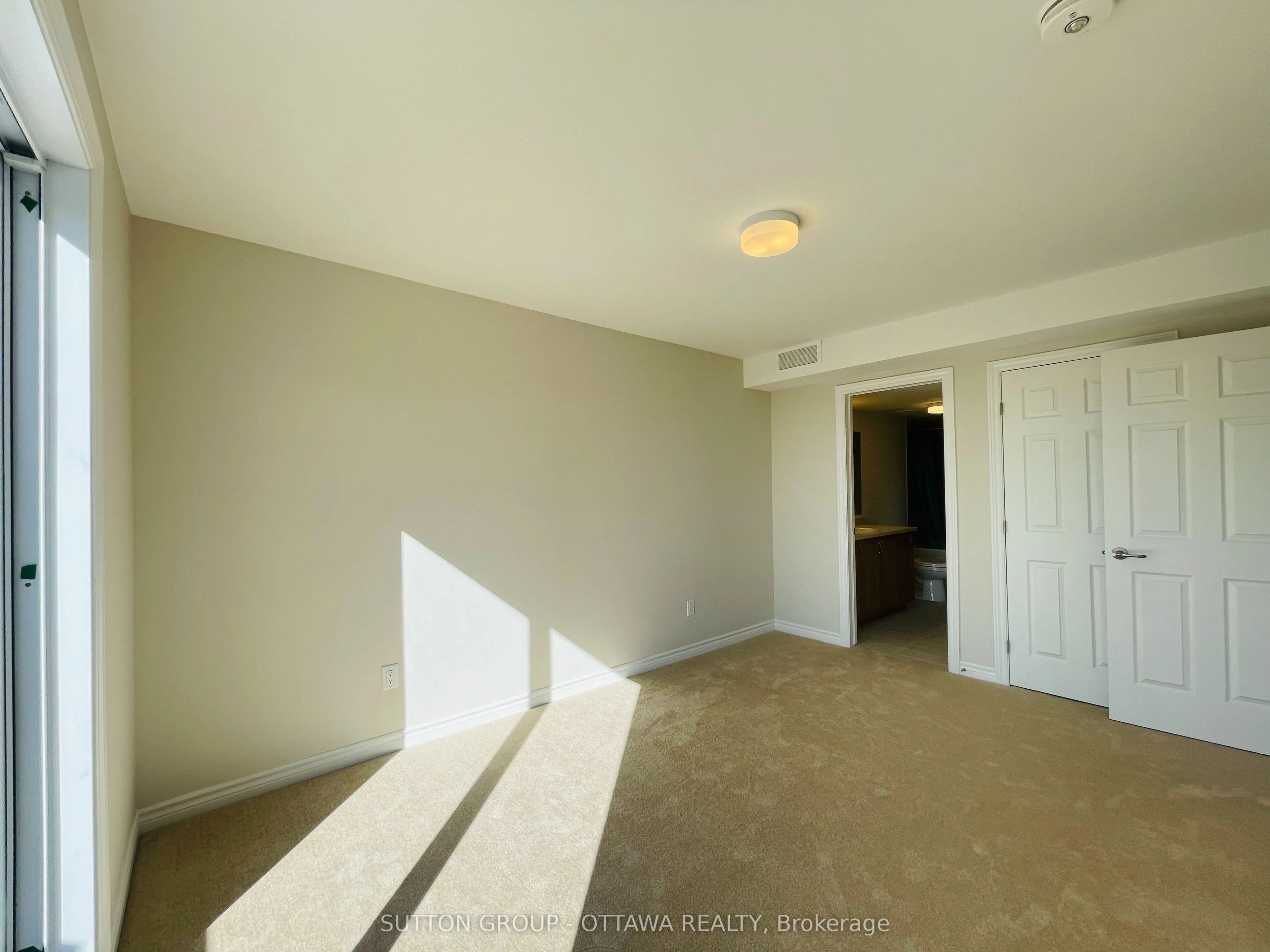 126 Michael Stoqua Street, #10