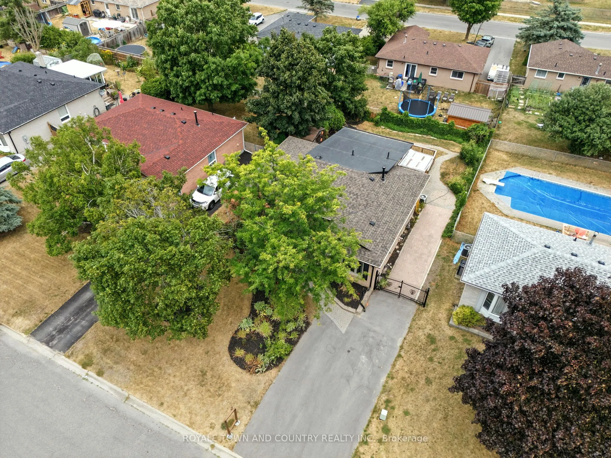 3 Rogers Road