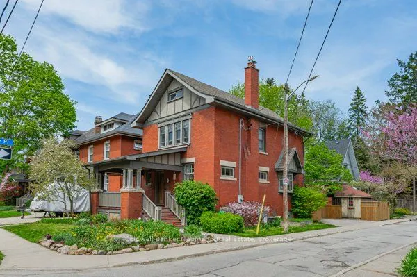 51 Lyon Avenue